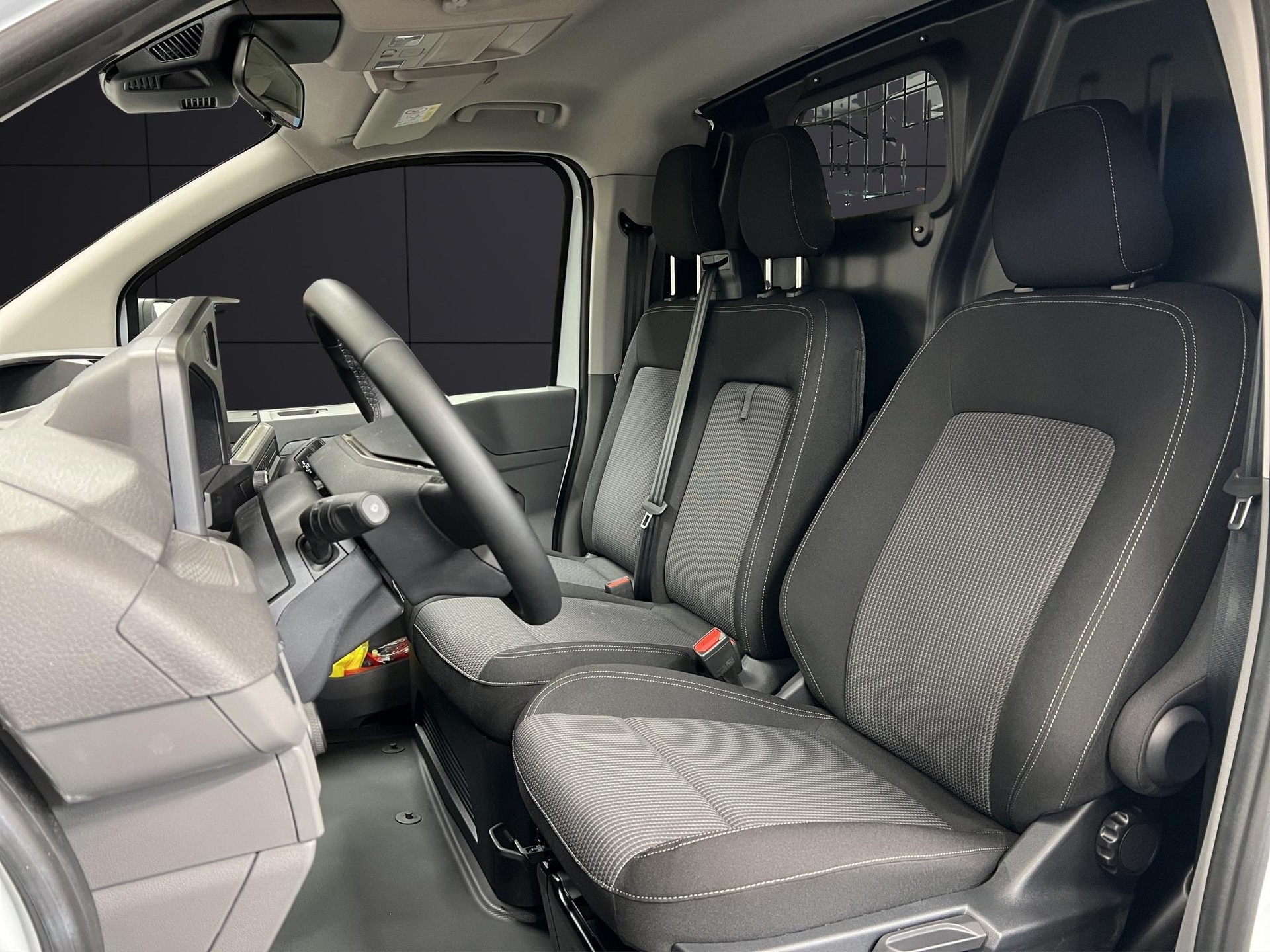 VW Transporter Kombi 3500 2.0 TDI 170 4motion-image-8