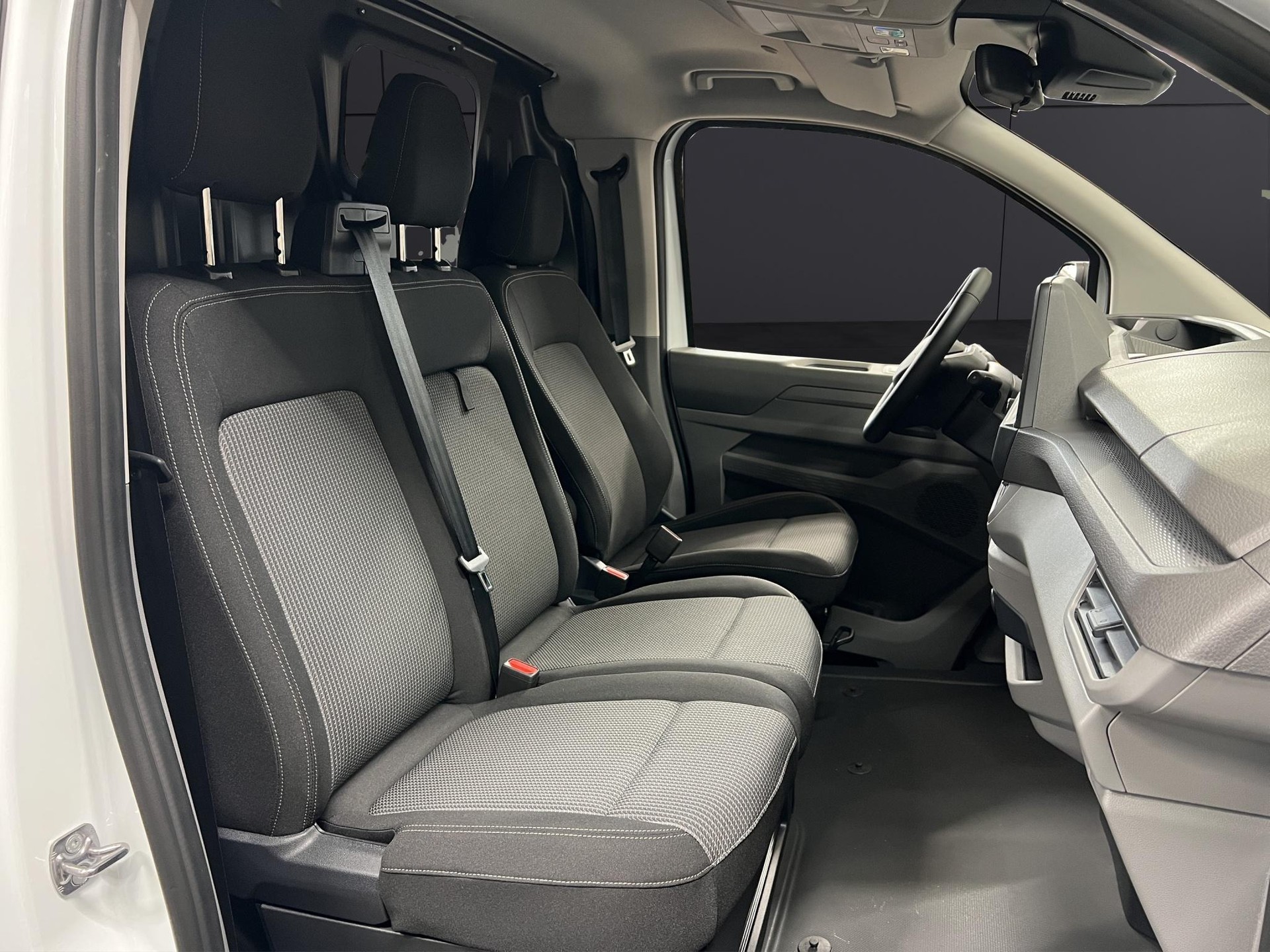 VW Transporter Kombi 3500 2.0 TDI 170 4motion-image-10