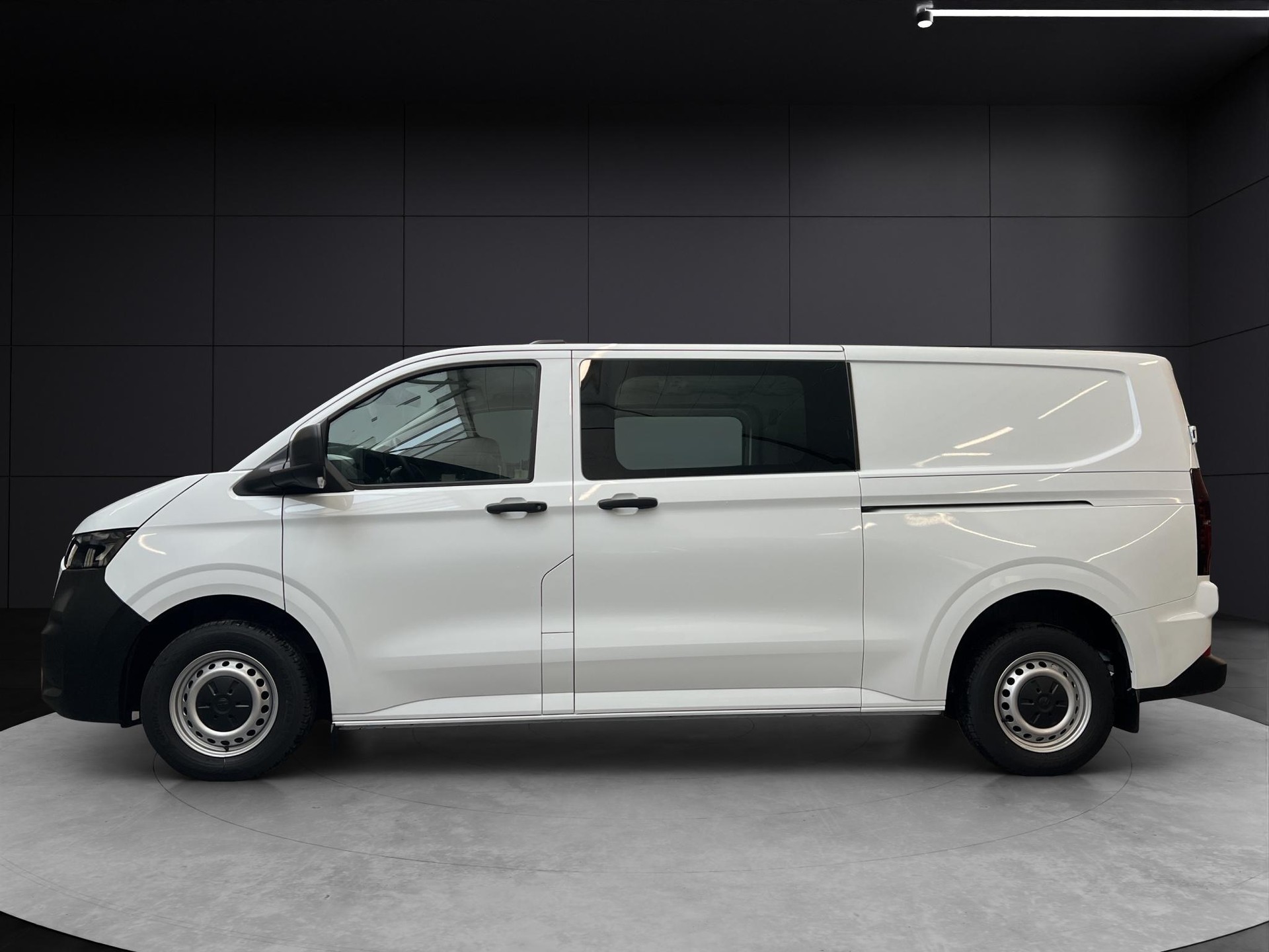 VW Transporter Kombi 3500 2.0 TDI 170 4motion-image-1