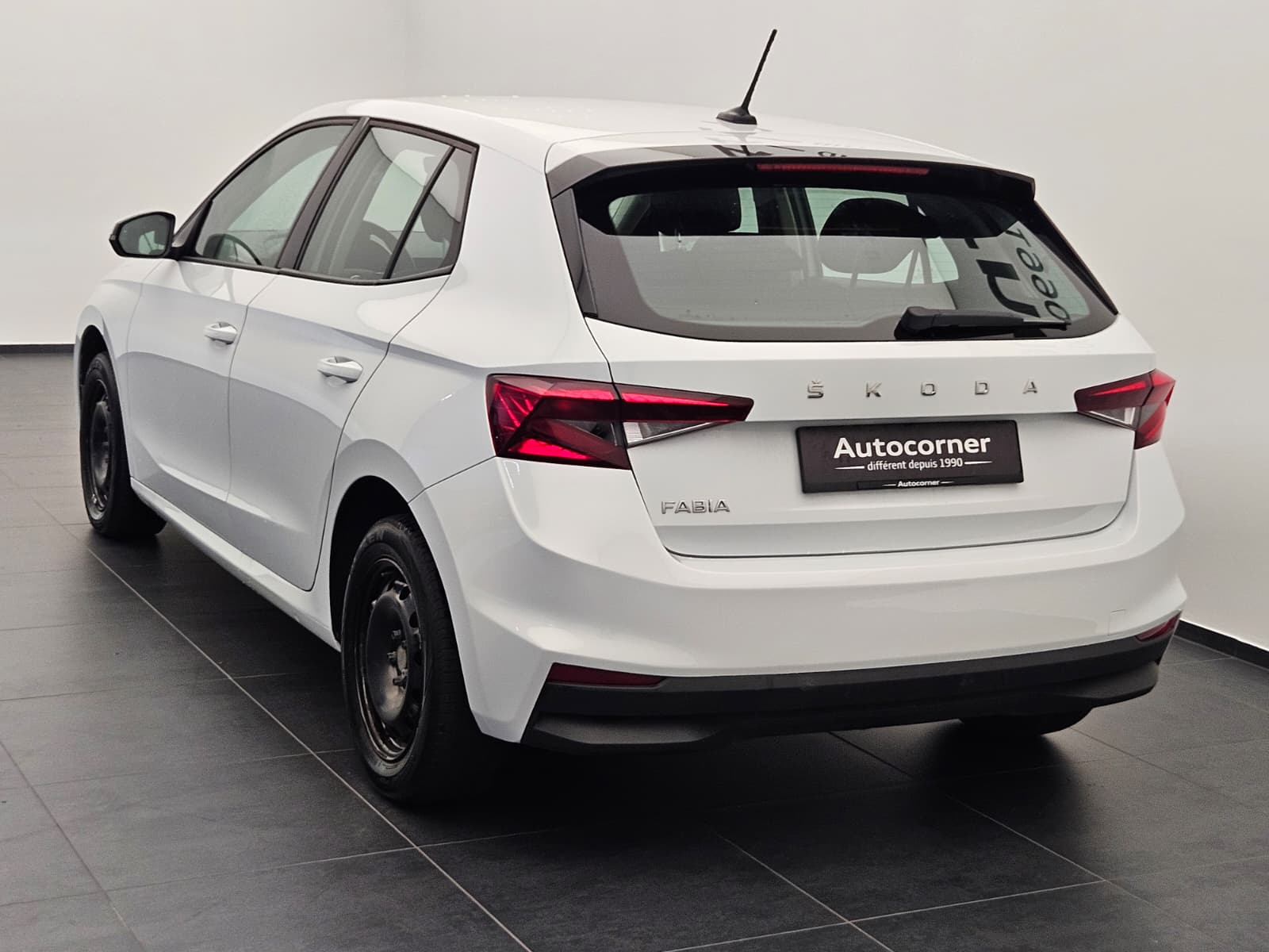 SKODA Fabia 1.0 TSI Ambition DSG-image-8