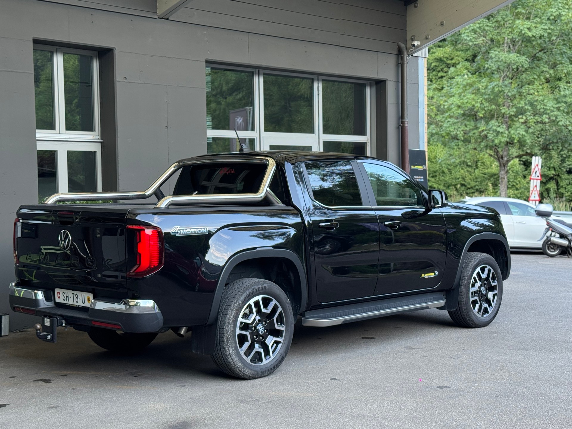 VW AMAROK-image-6