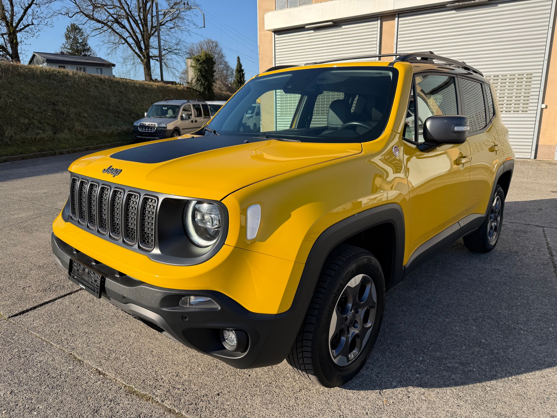 JEEP Renegade 2.0 MJ Trailhawk AWD + Low Range 9ATX-image-0