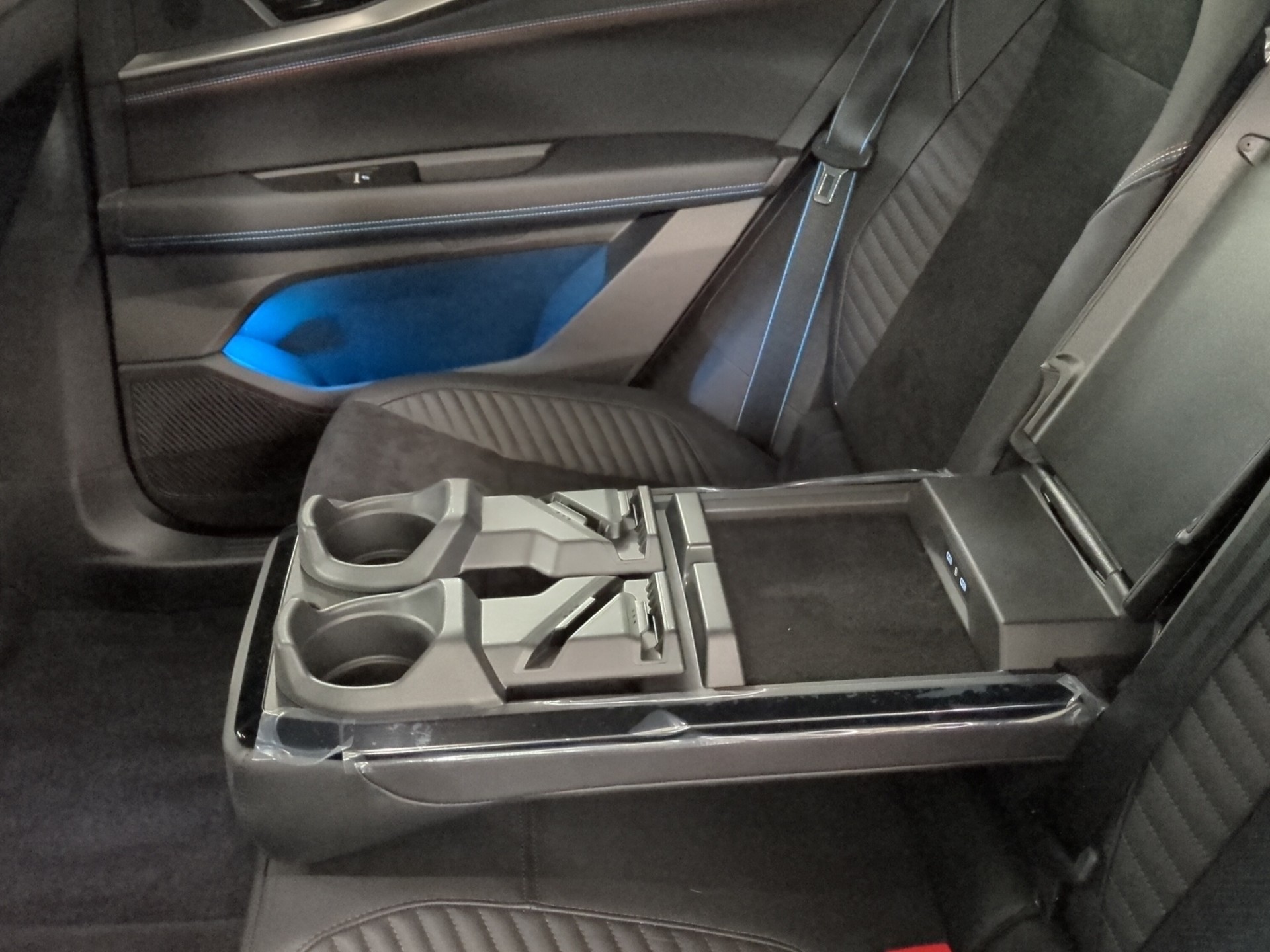 RENAULT Rafale 1.2 E-Tech Hybrid 200 Esprit Alpine-image-19