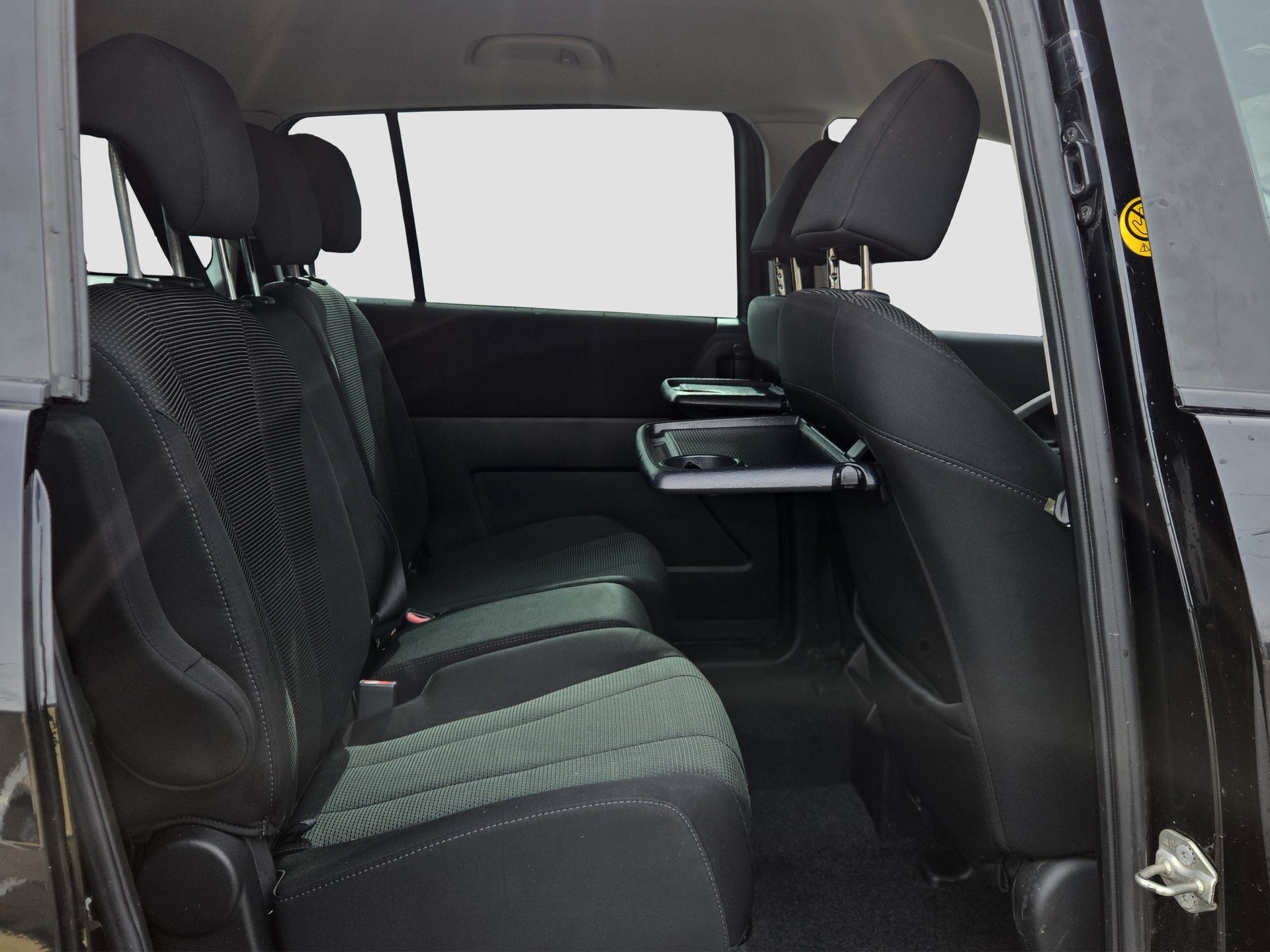 MAZDA 5 2.0 16V Voila ma Suisse Edition+-image-8
