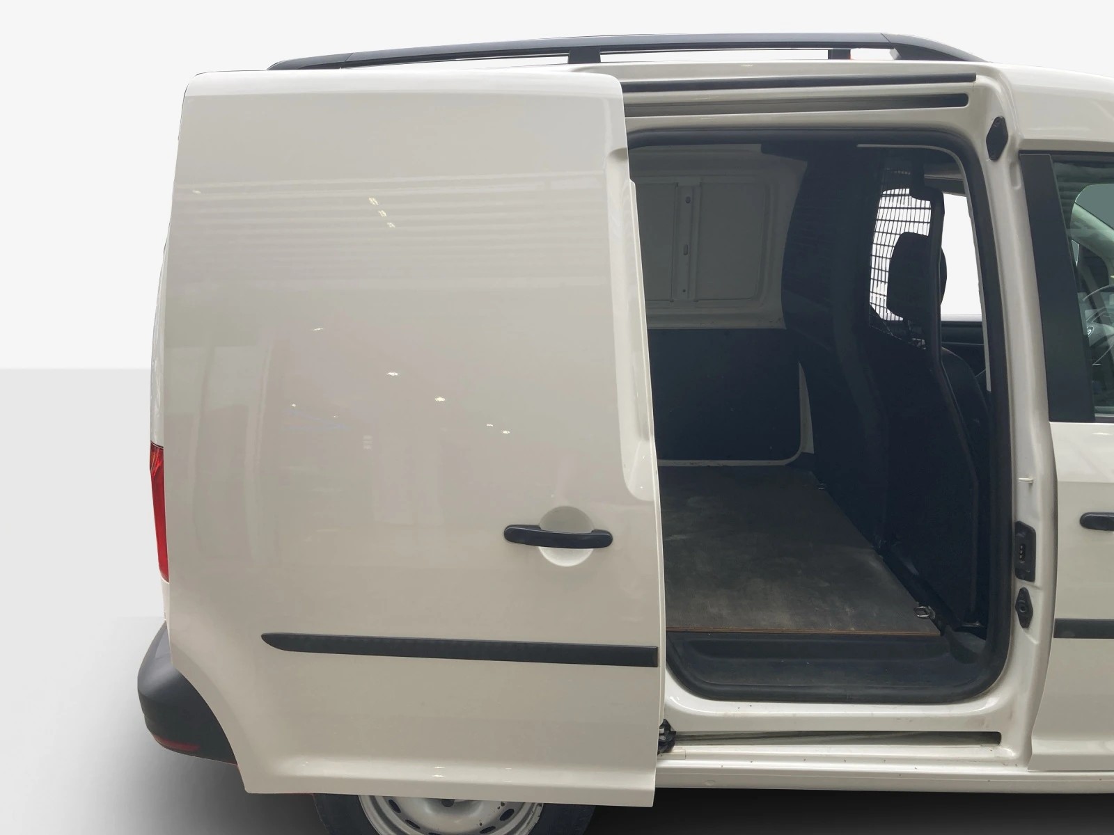 VW Caddy 2.0TDI BlueMotion Technology-image-9
