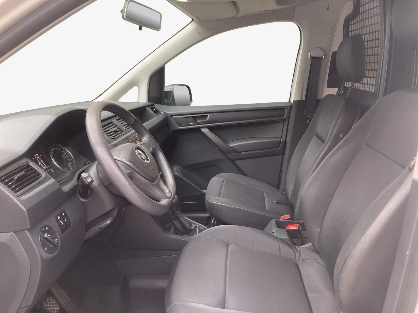 VW Caddy 2.0TDI BlueMotion Technology-image-11
