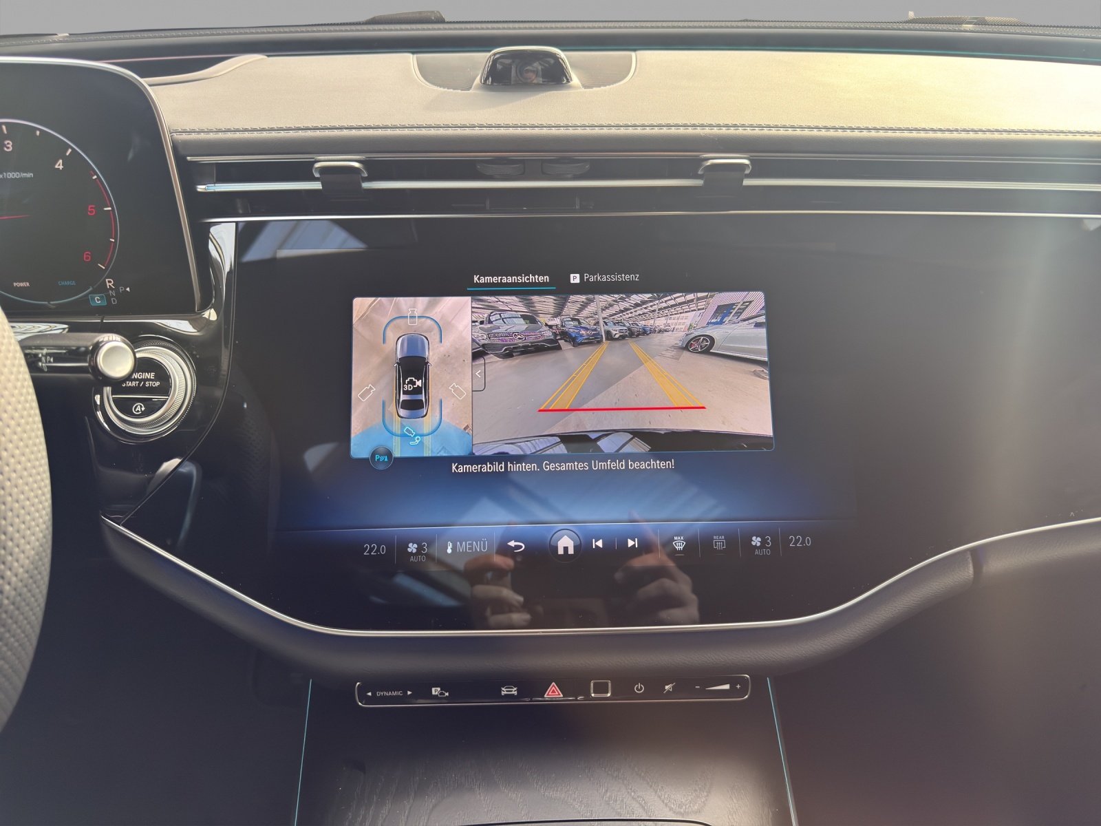 MERCEDES-BENZ E 220 d 4Matic 9G-Tronic-image-11