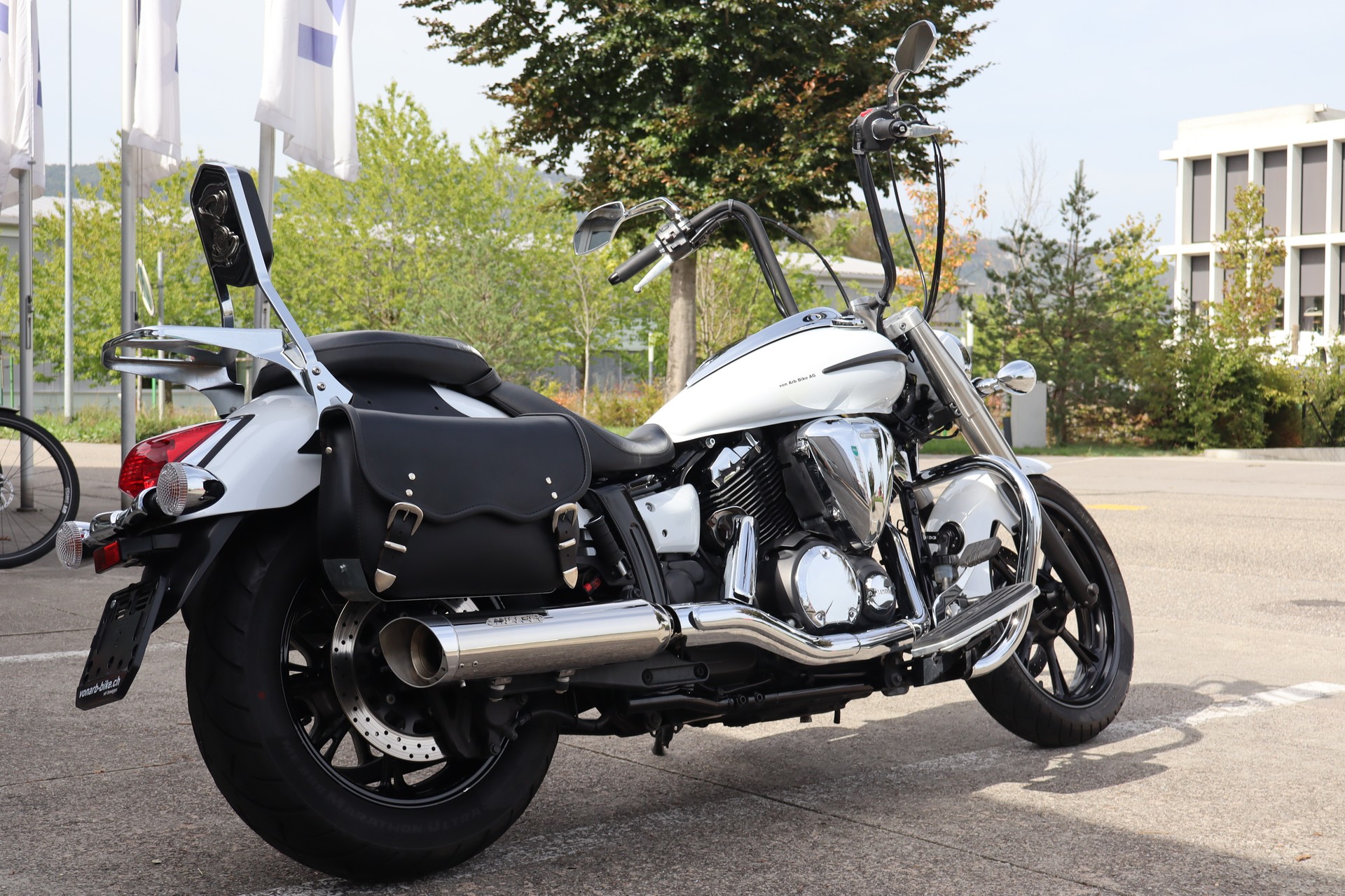 YAMAHA XVS 950 A Midnight Star-showroom-element-2
