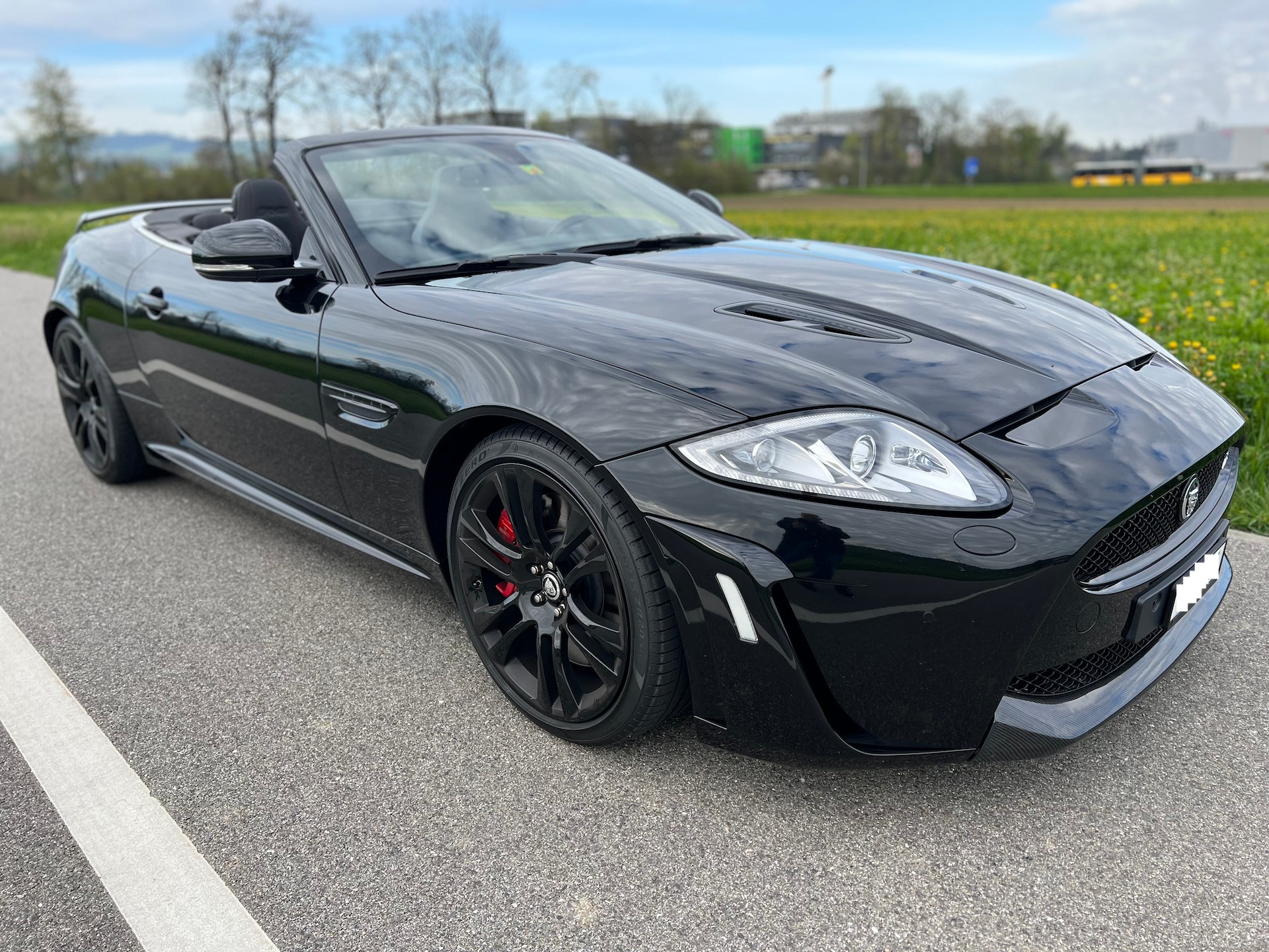 JAGUAR XKR-S 5.0 V8 SC Convertible-image-4