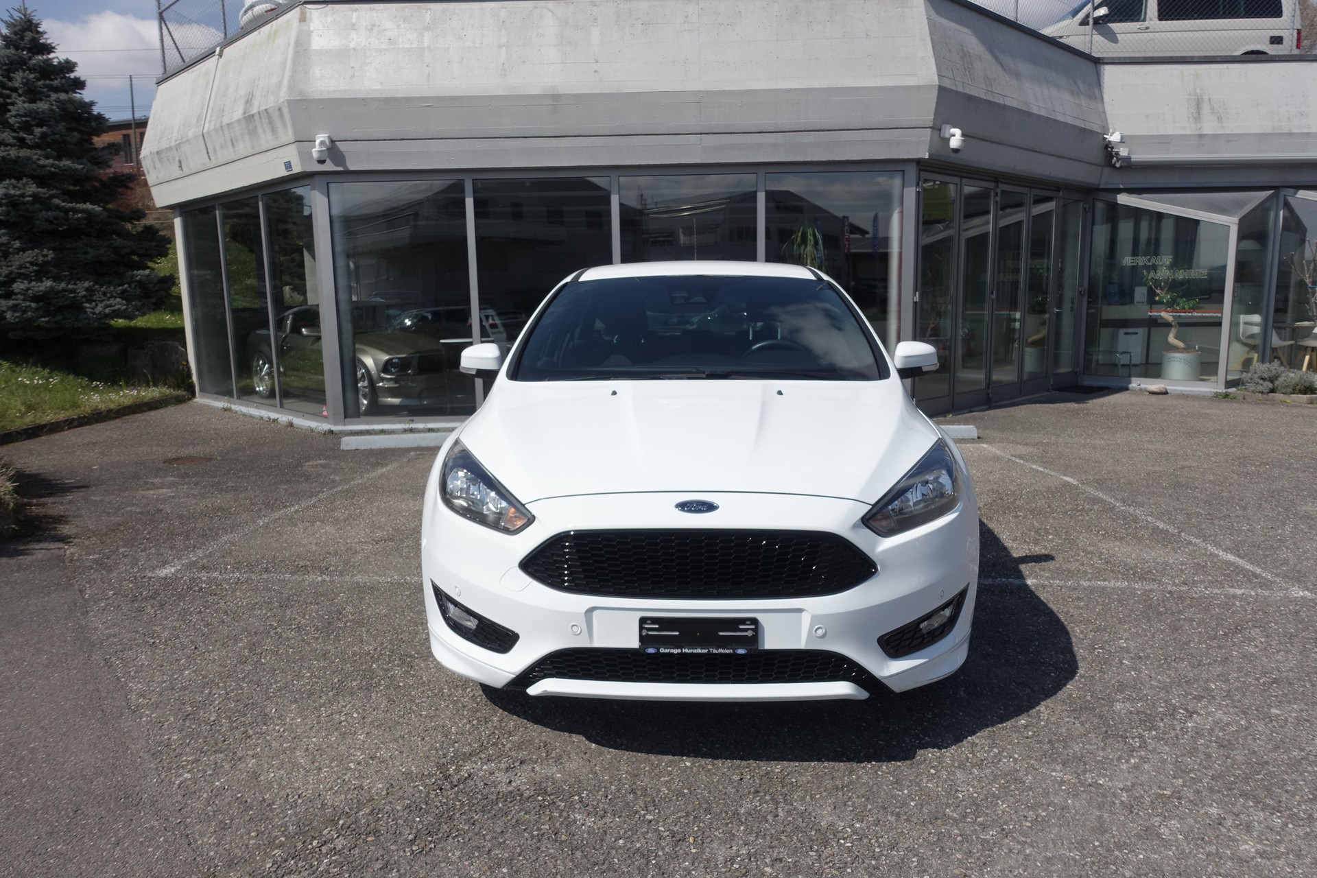 FORD Focus 1.0 SCTi ST Line-image-6