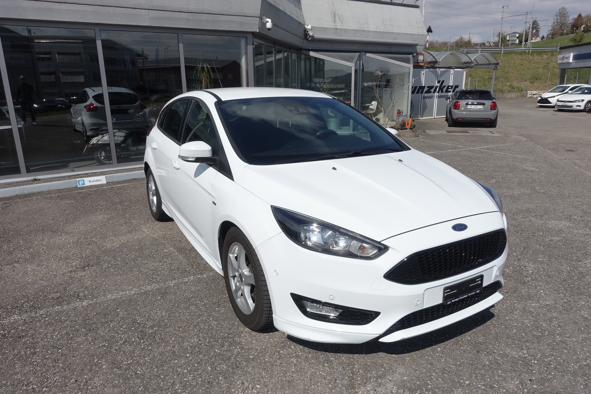 FORD Focus 1.0 SCTi ST Line-image-5