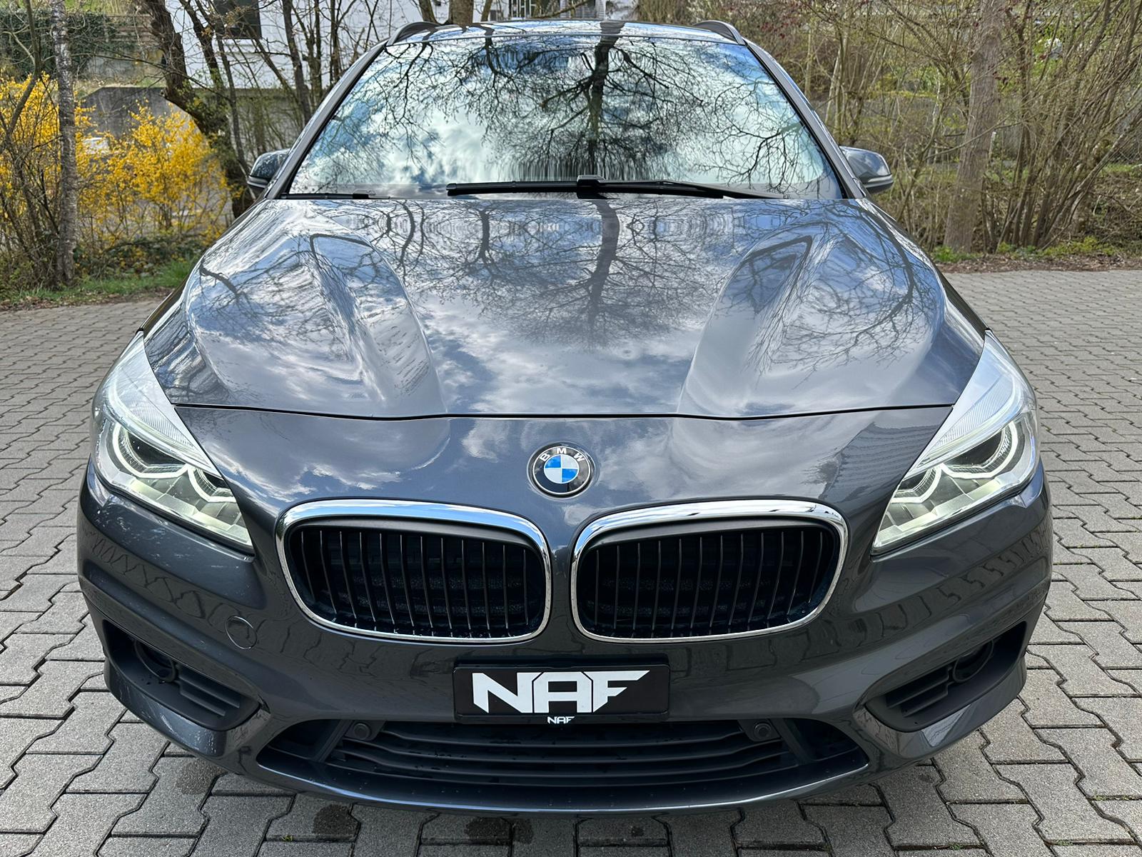 BMW 220d xDrive Gran Tourer Steptronic-image-7