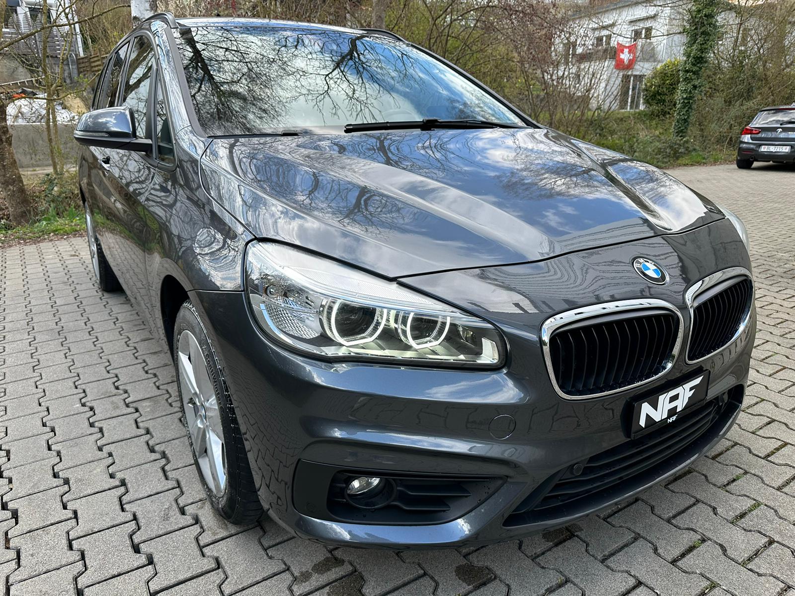 BMW 220d xDrive Gran Tourer Steptronic-image-6