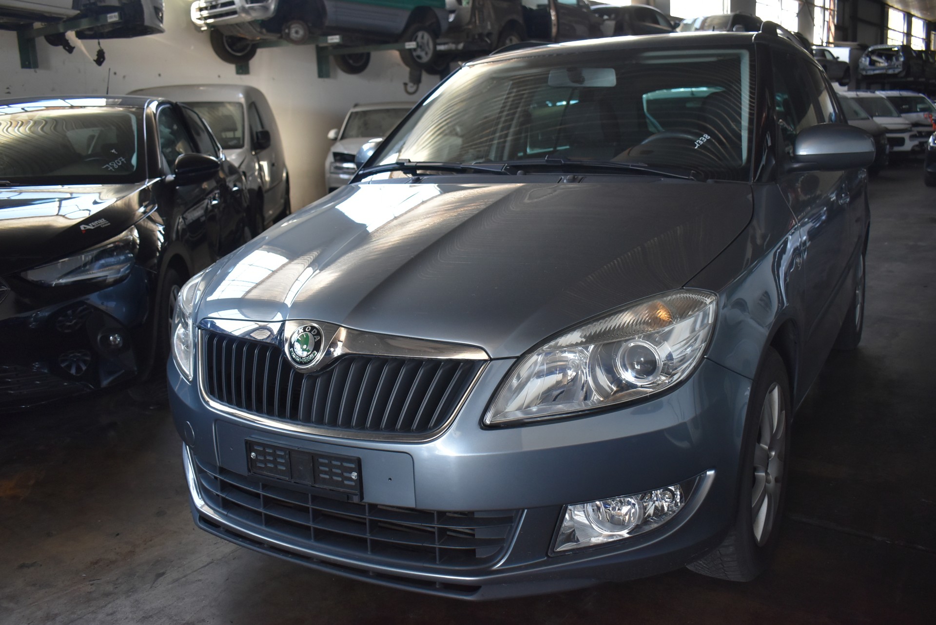 SKODA Fabia 1.6 TDI Ambition Plus-image-0