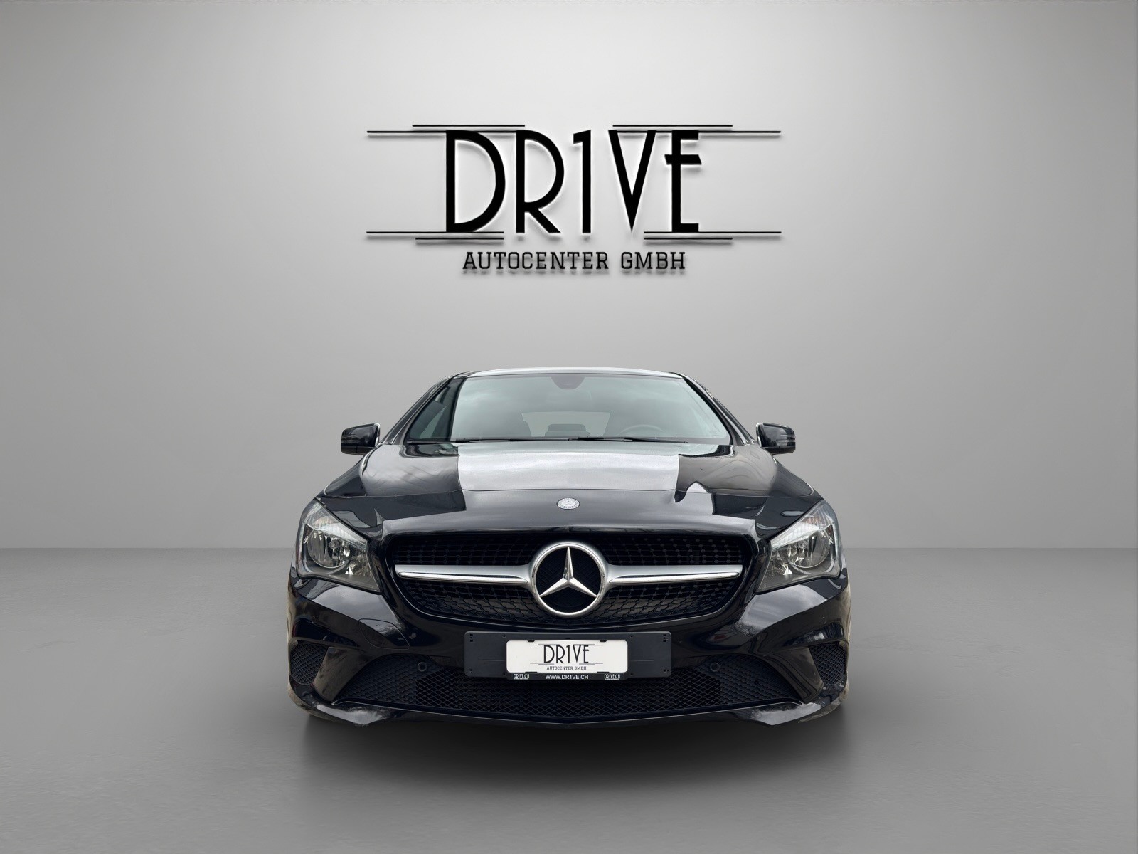 MERCEDES-BENZ CLA 200 Urban 7G-DCT-image-1