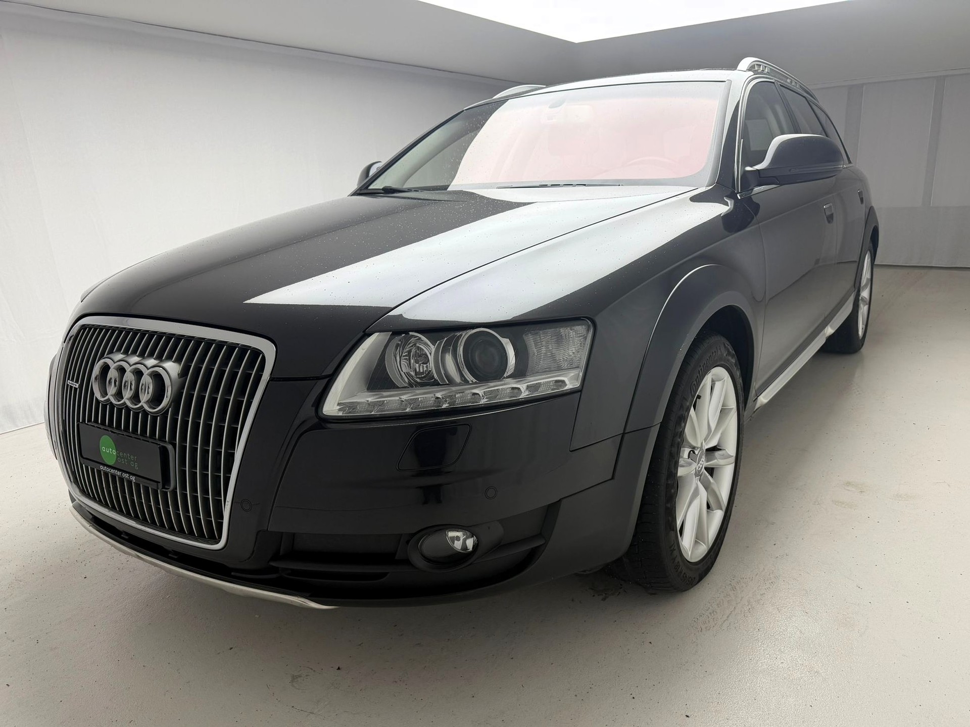AUDI A6 allroad 4.2 FSI quattro tiptronic-image-1