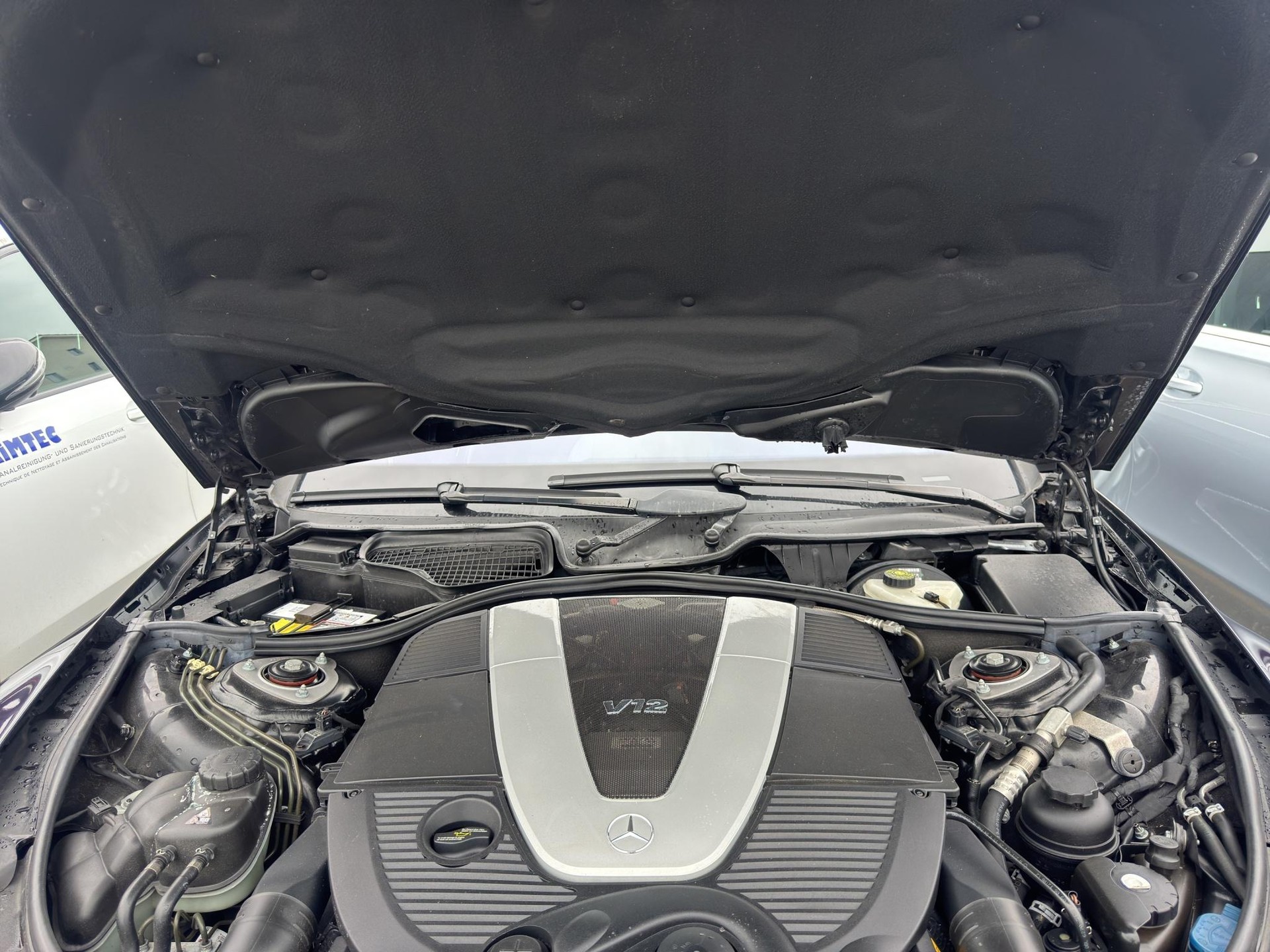 MERCEDES-BENZ CL 600 V12 Coupé-image-24
