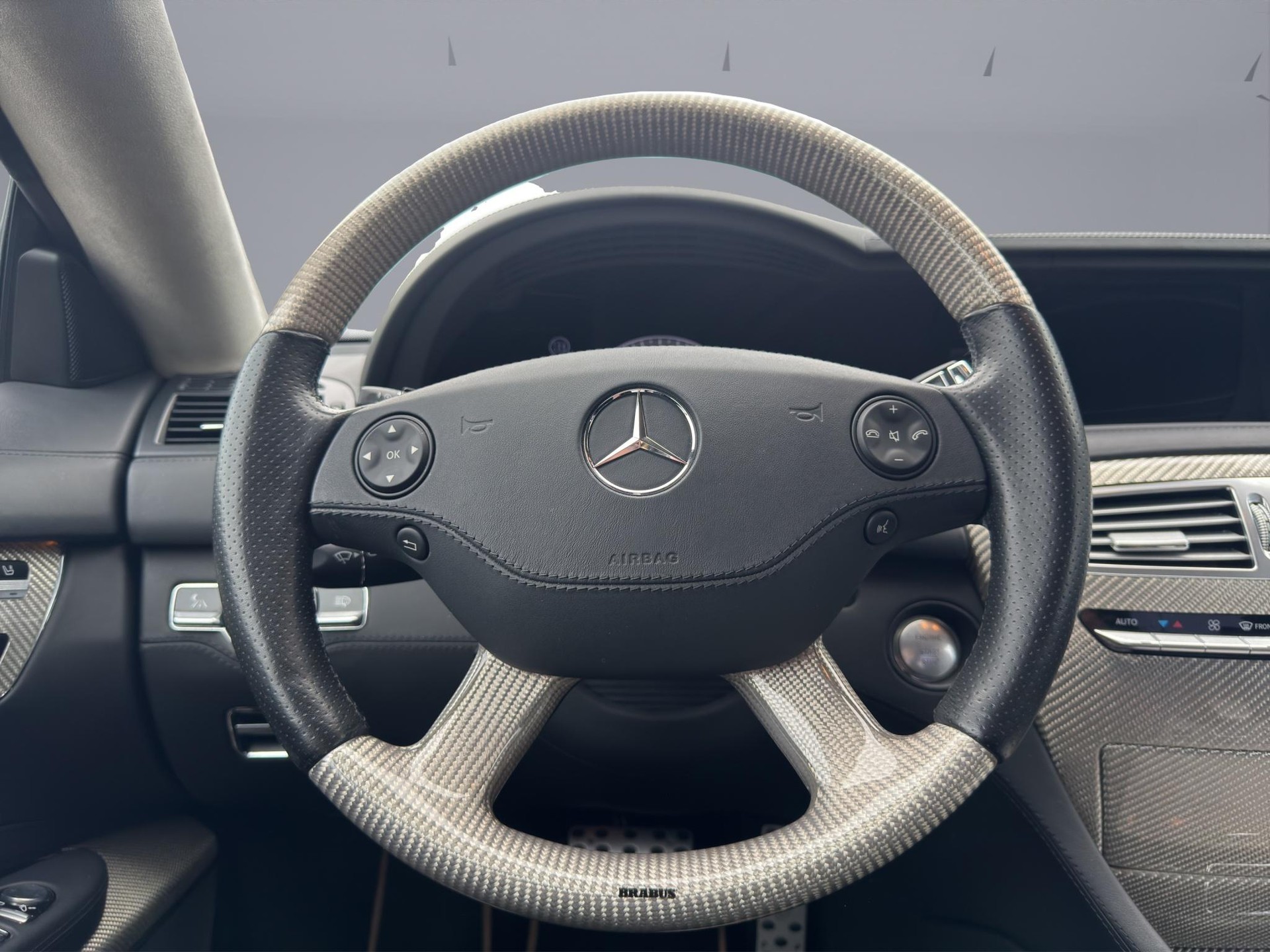 MERCEDES-BENZ CL 600 V12 Coupé-image-9