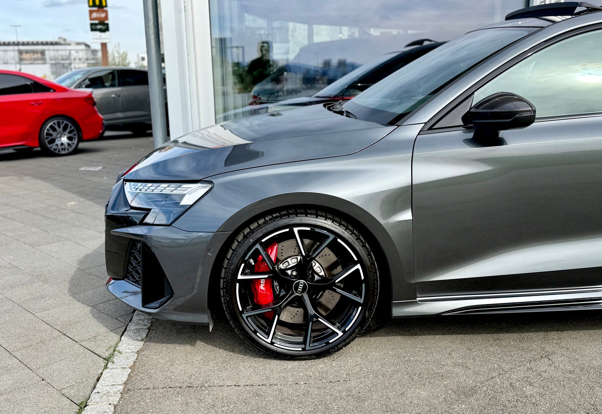 AUDI RS3 Sportback 2.5 TSI quattro S-tronic-image-8