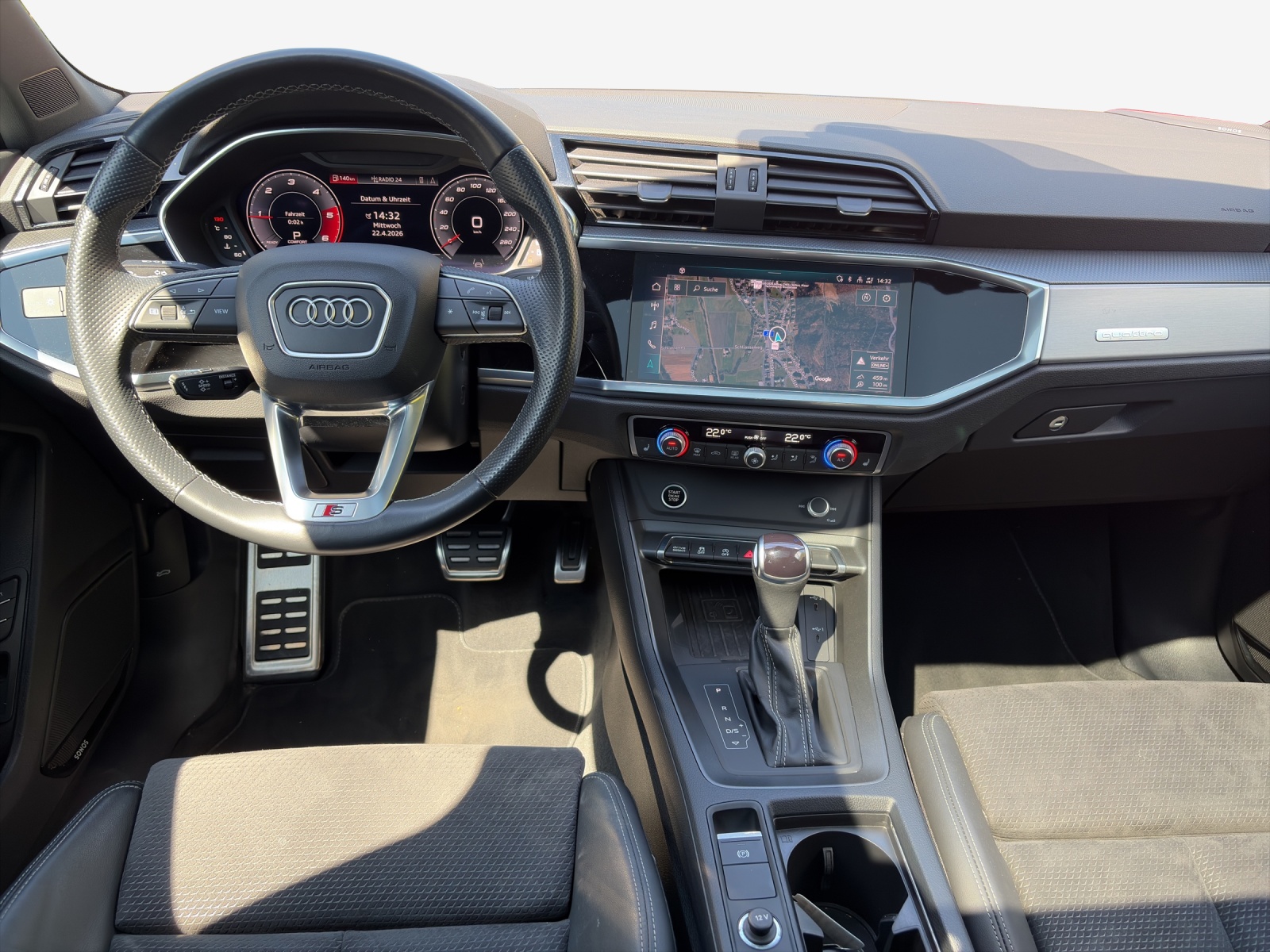 AUDI Q3 Sportback 40 TDI S line quattro S-tronic-image-8
