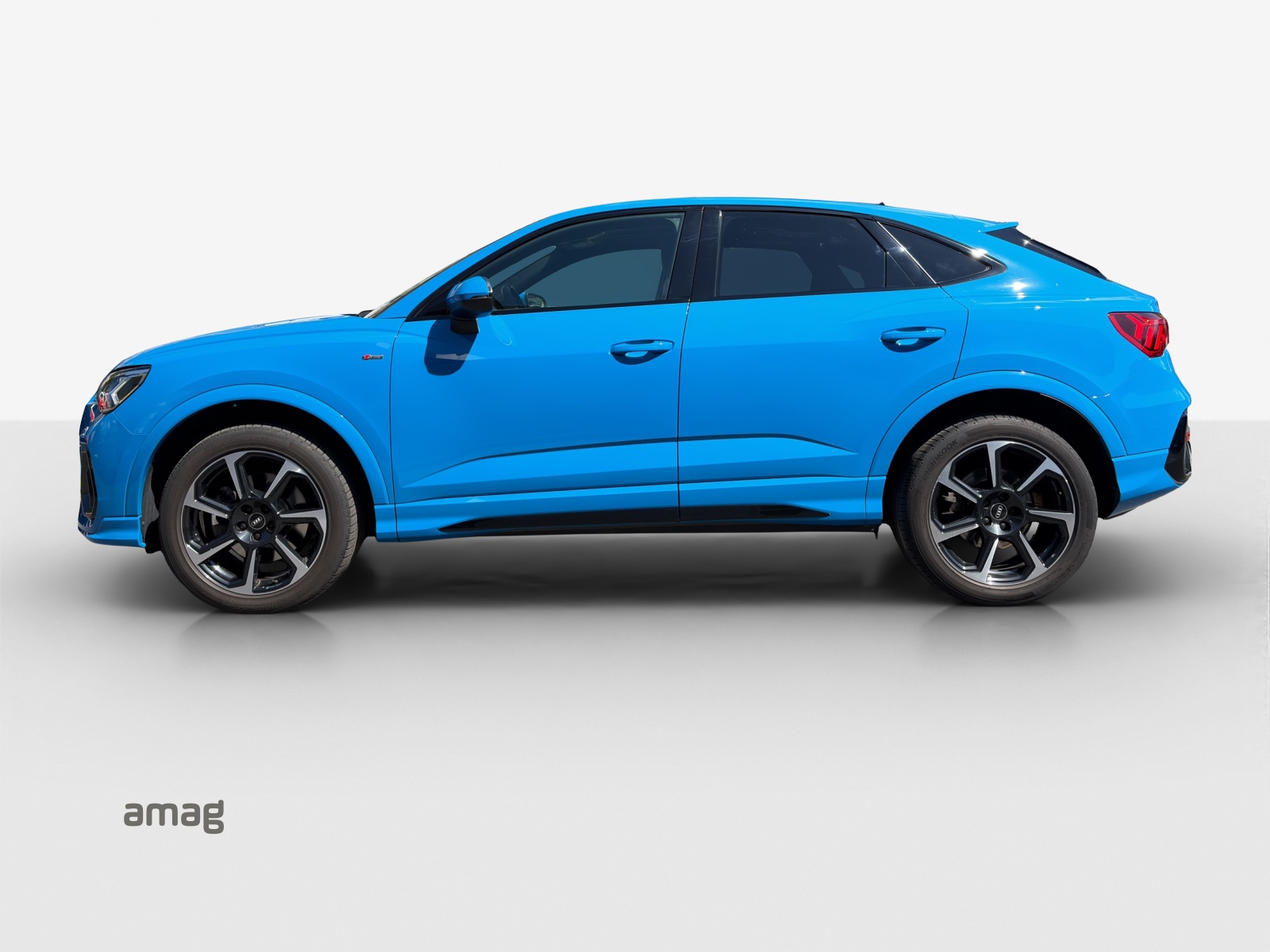 AUDI Q3 Sportback 40 TDI S line quattro S-tronic-image-1