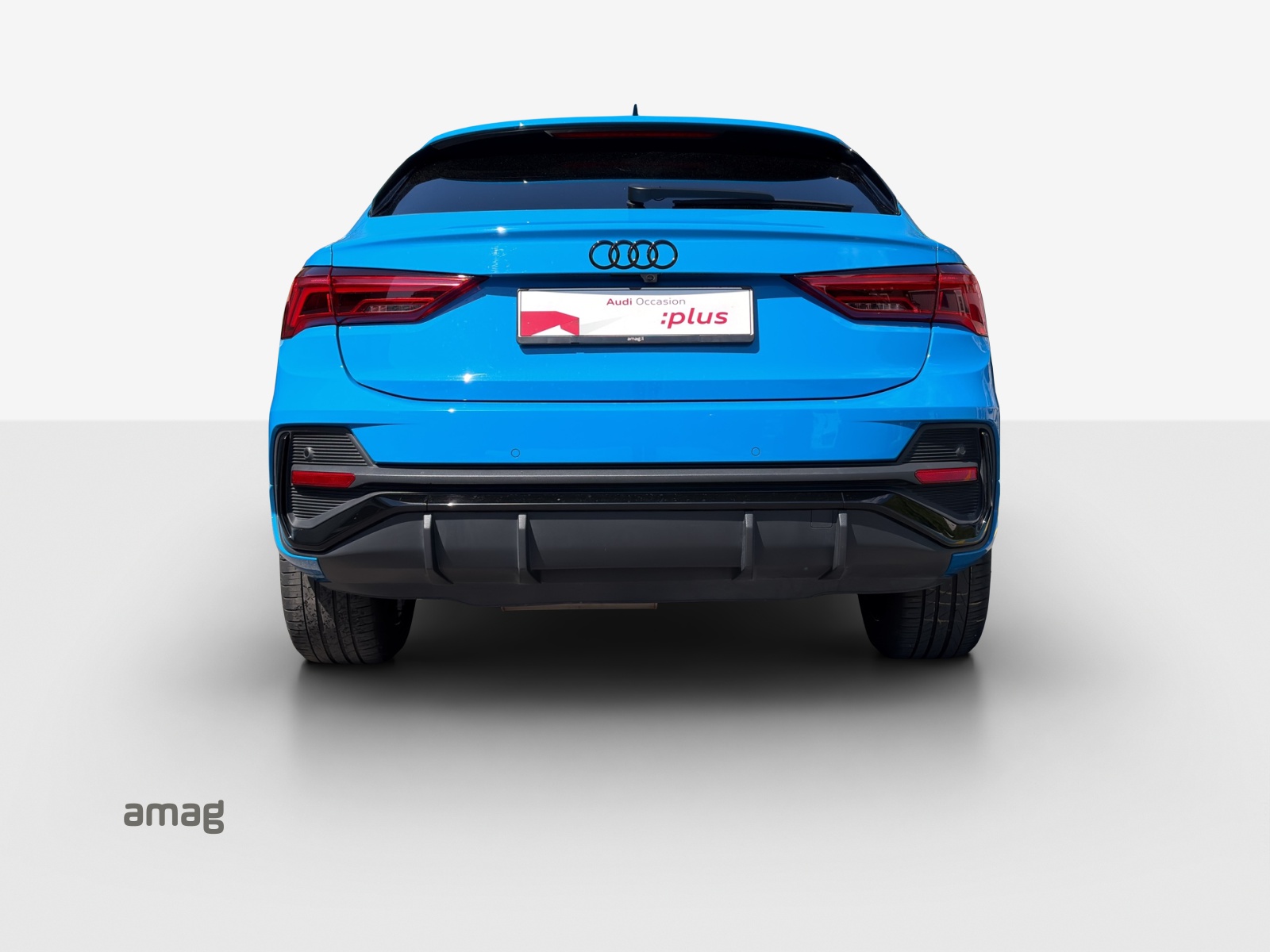 AUDI Q3 Sportback 40 TDI S line quattro S-tronic-image-3