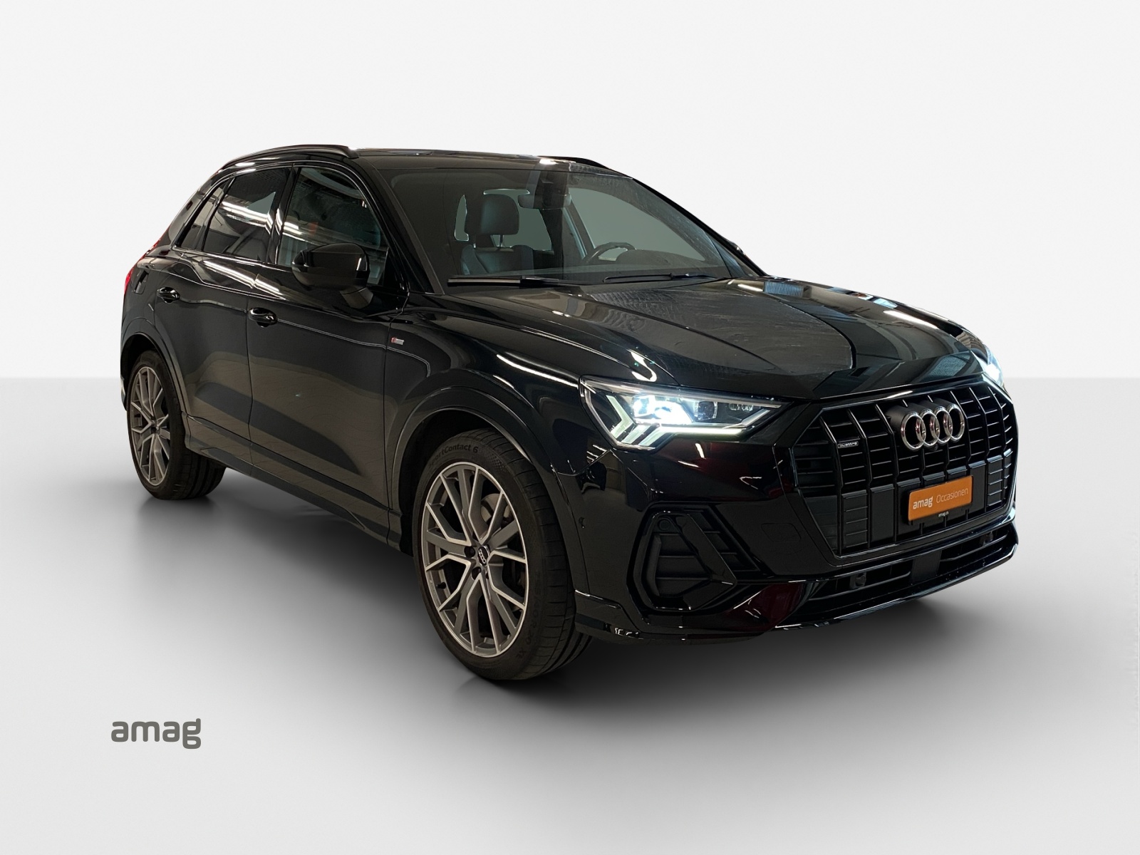 AUDI Q3 45 TFSI S line quattro S-tronic-image-5