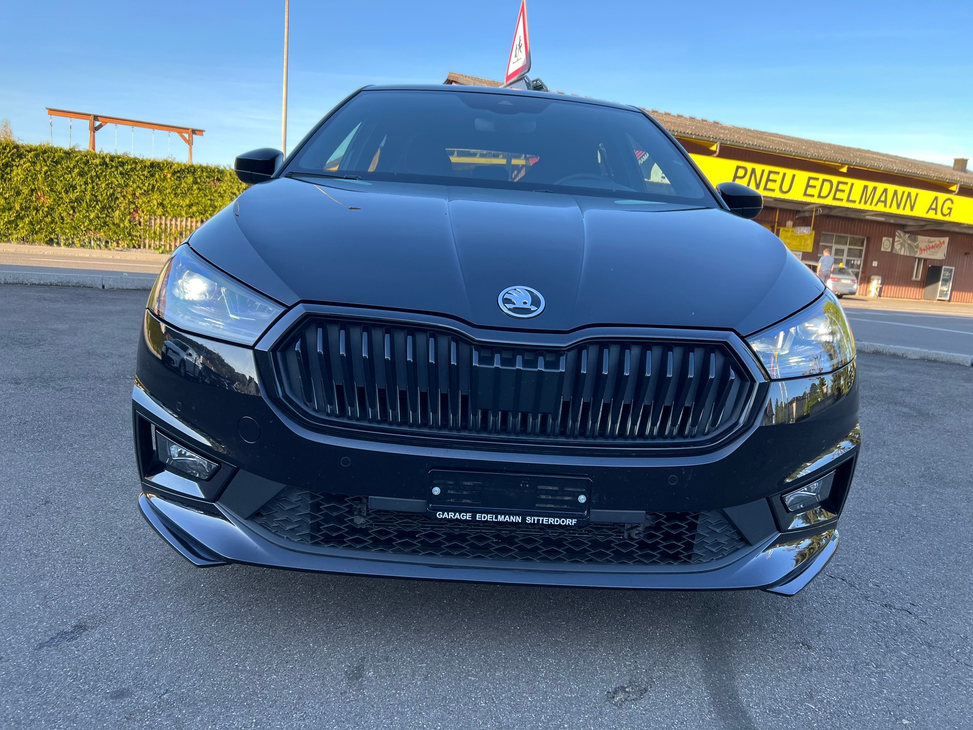 SKODA Fabia 1.0 TSI Monte Carlo DSG-showroom-element-2