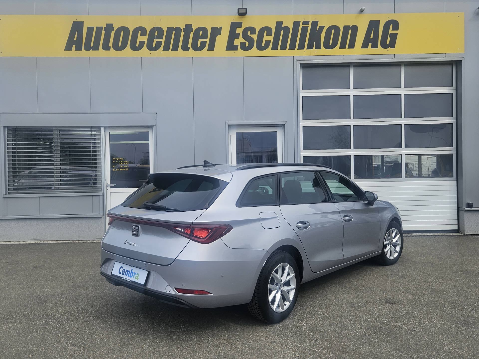 SEAT Leon ST 2.0 TDI Style DSG* Navi * Abstandsregeltempomat ACC *-image-6