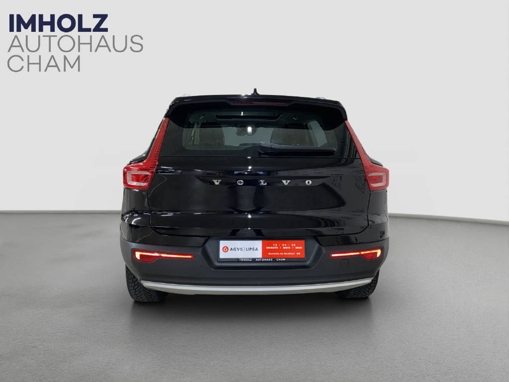 VOLVO XC40 2.0 B4 MH Inscription AWD-image-3