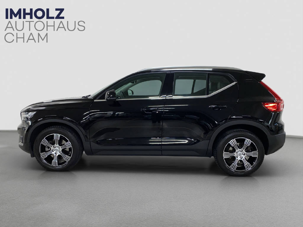 VOLVO XC40 2.0 B4 MH Inscription AWD-image-1