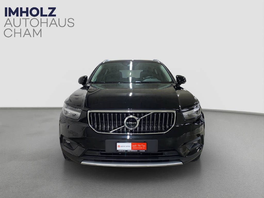 VOLVO XC40 2.0 B4 MH Inscription AWD-image-4