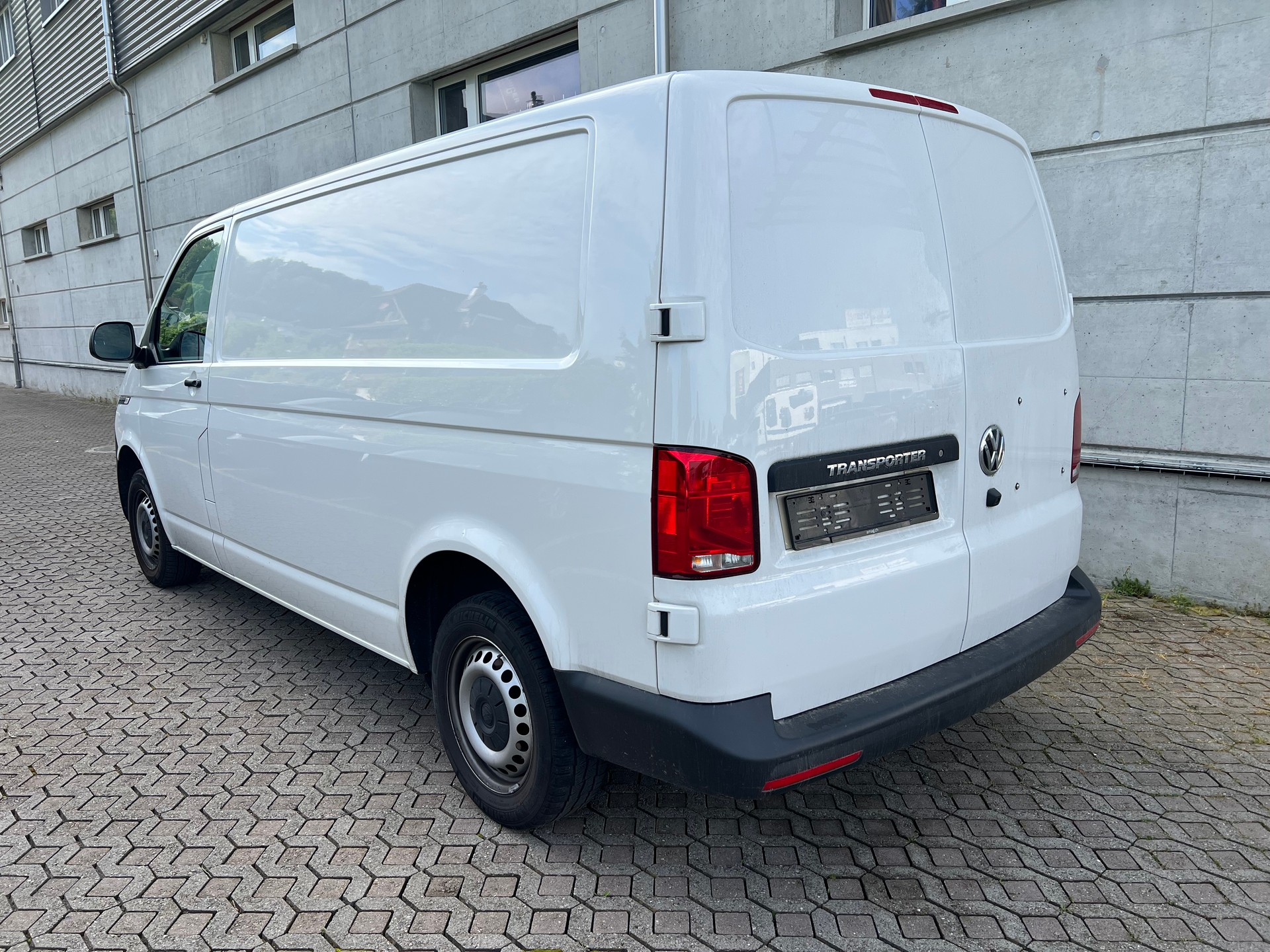 VW T6 Transporter 2.0 TDI *Apple Carplay*Rückfahrkamera*-image-6