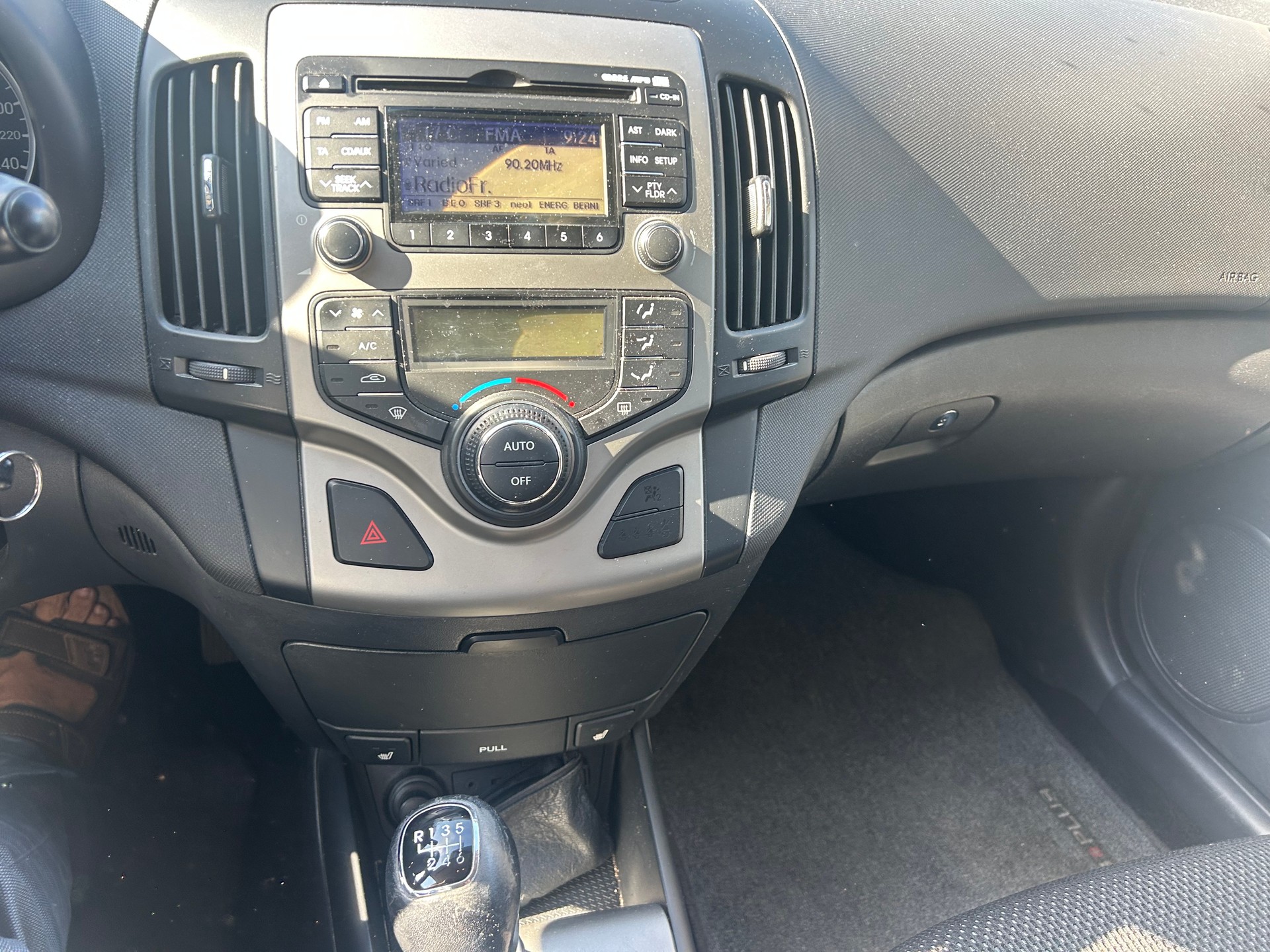 PEUGEOT 5008 1.6 16V T Sport Pack-image-11