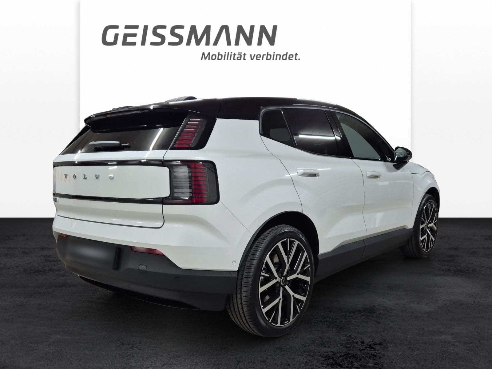 VOLVO EX30 E60 Twin Ultra Performance AWD-image-6