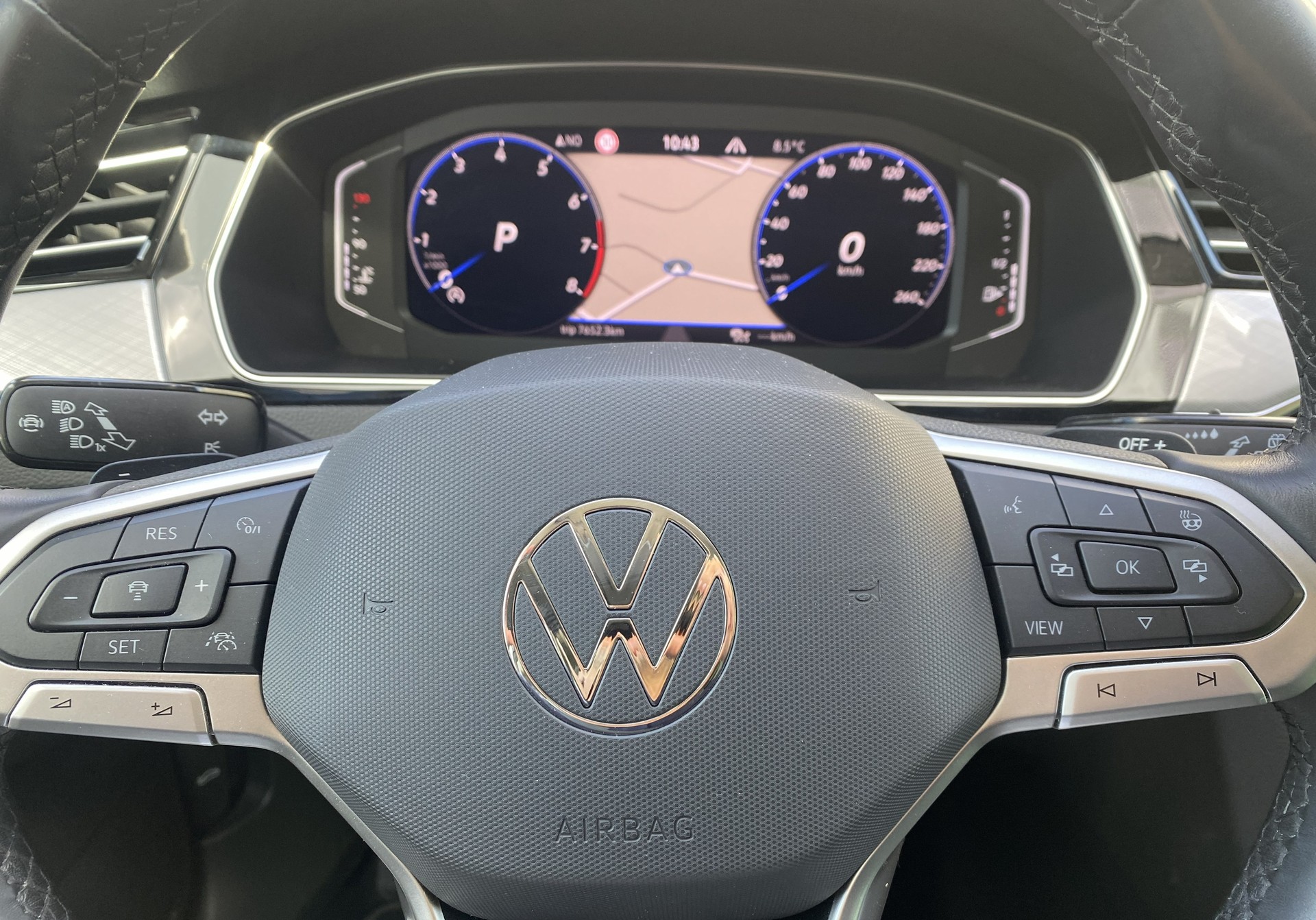 VW Passat 1.5 TSI Business DSG-image-6