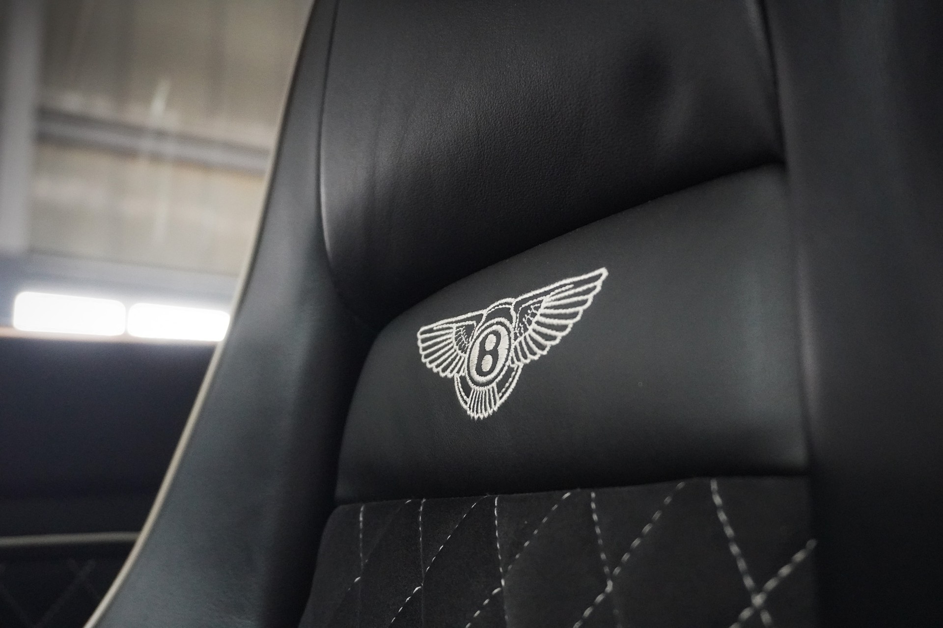 BENTLEY Supersports-image-9