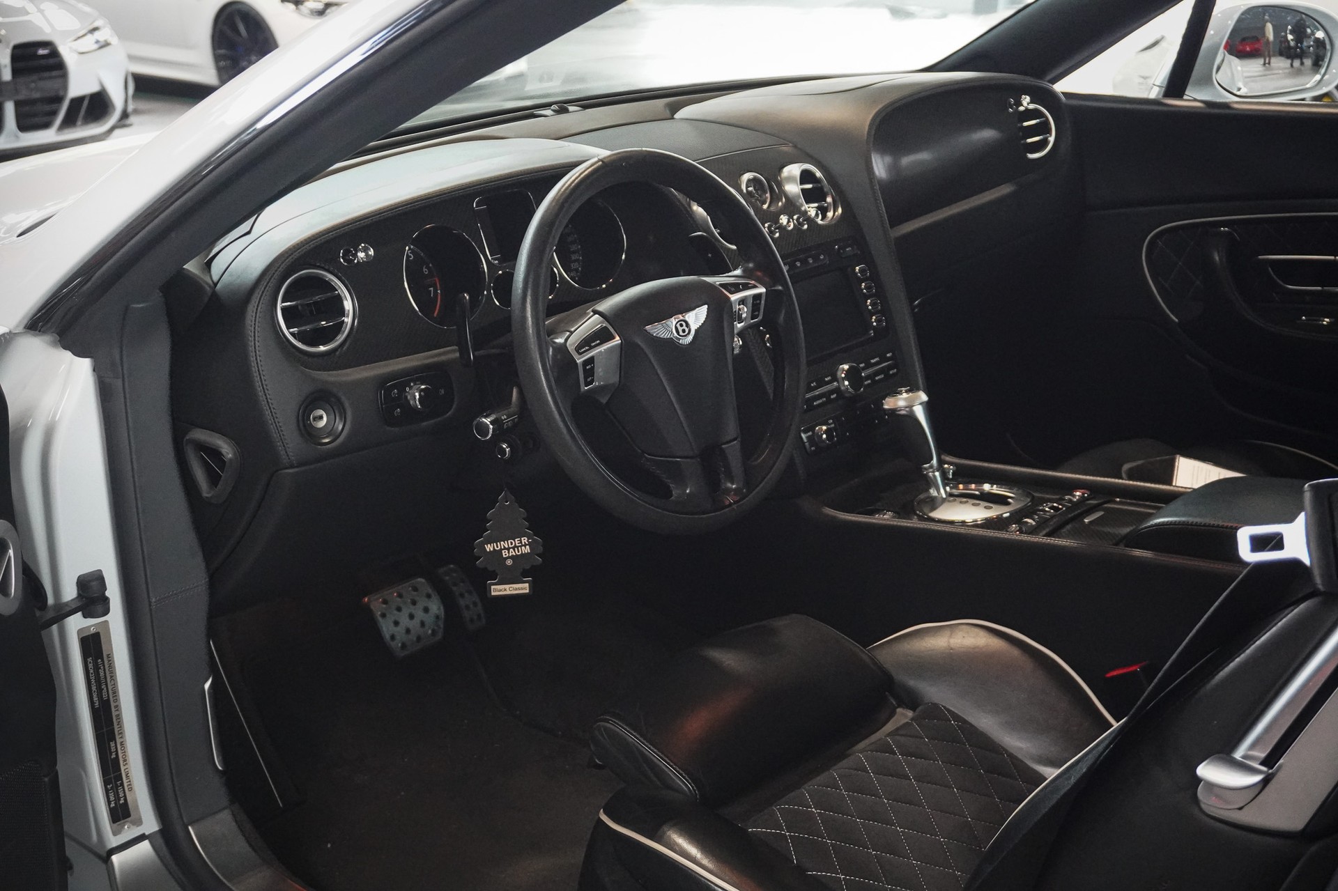 BENTLEY Supersports-image-6