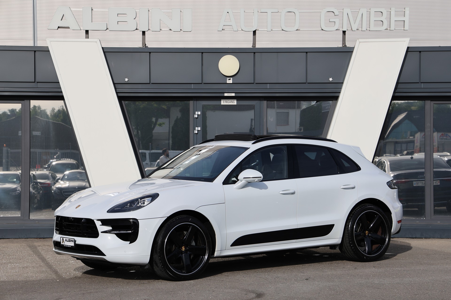 PORSCHE Macan S PDK