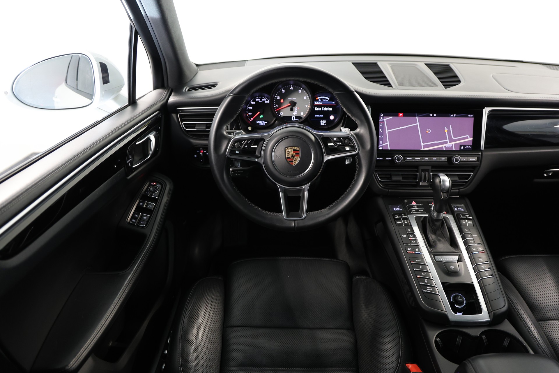 PORSCHE Macan S PDK-image-8