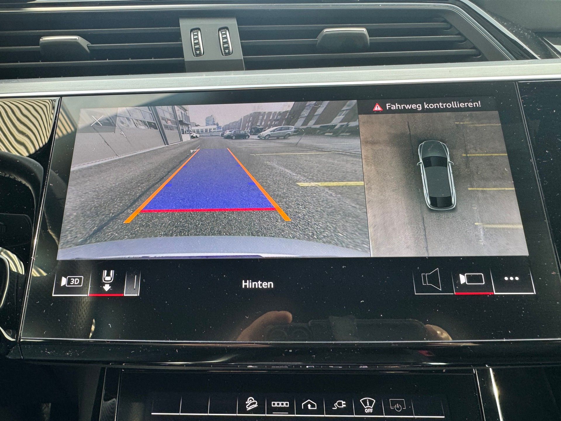 AUDI e-tron S Sportback quattro*Anhängerkupplung*22" Räder*-image-14