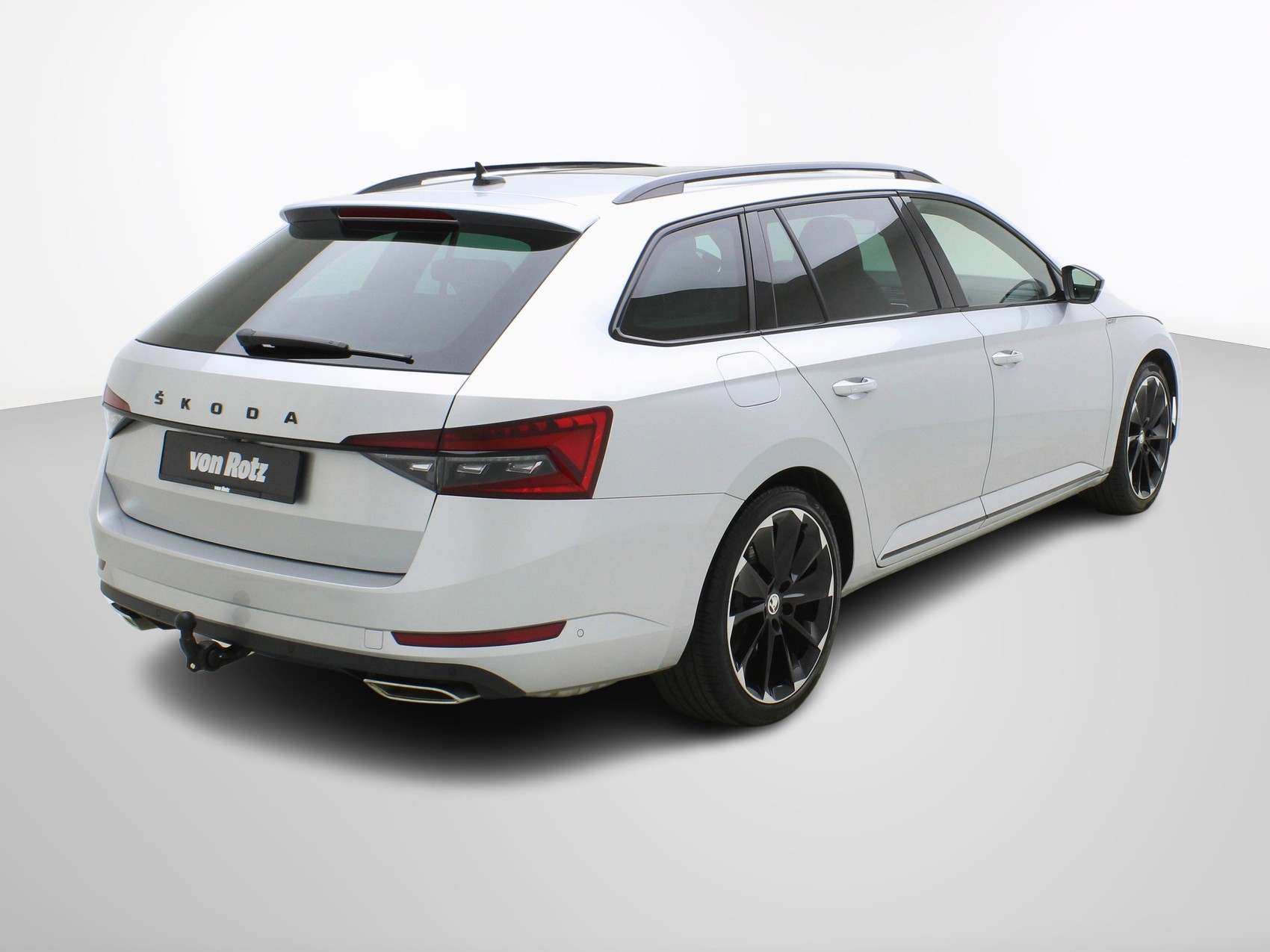 SKODA Superb Combi 2.0 TSI DSG Sport Line 4x4-image-3
