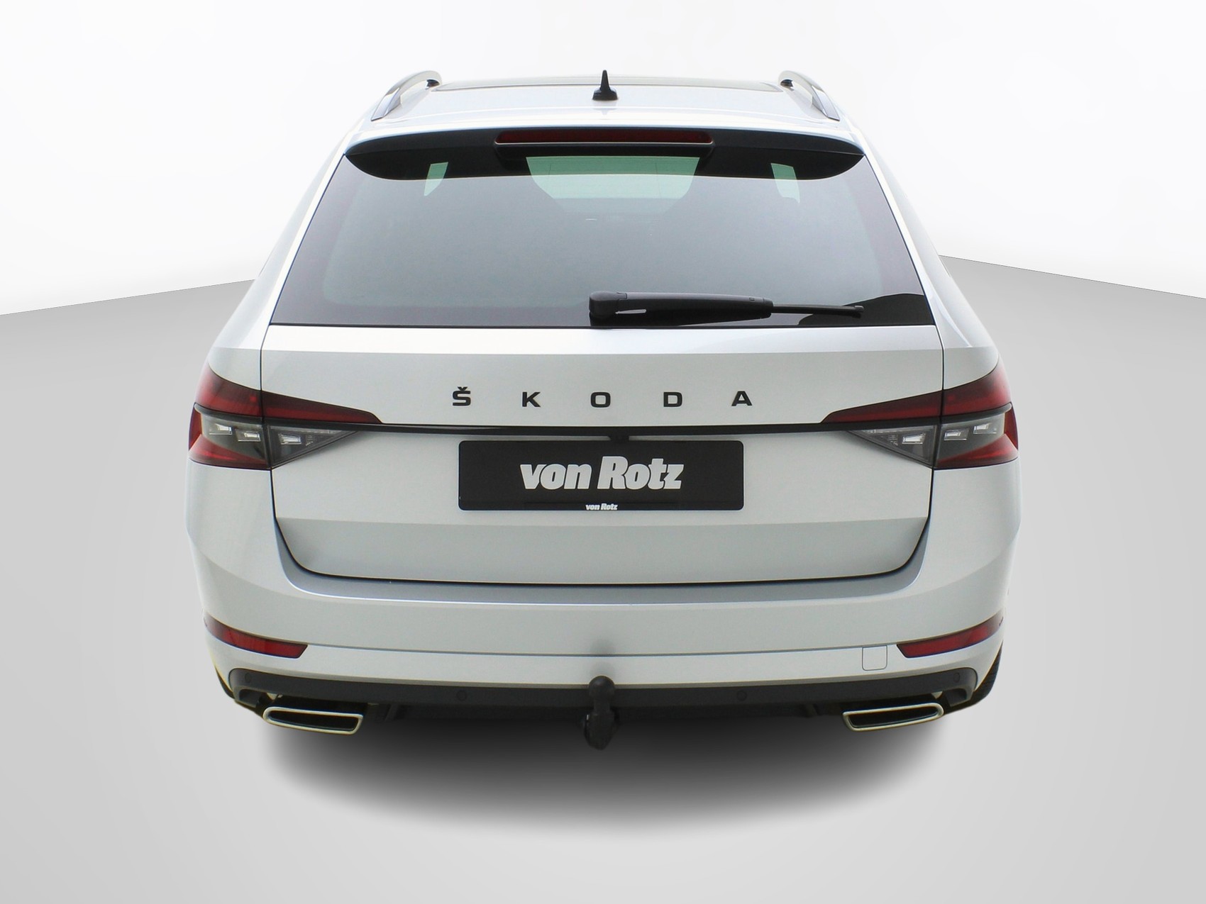 SKODA Superb Combi 2.0 TSI DSG Sport Line 4x4-image-2
