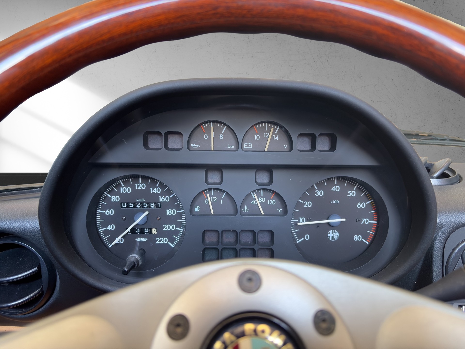 ALFA ROMEO SPIDER-image-12