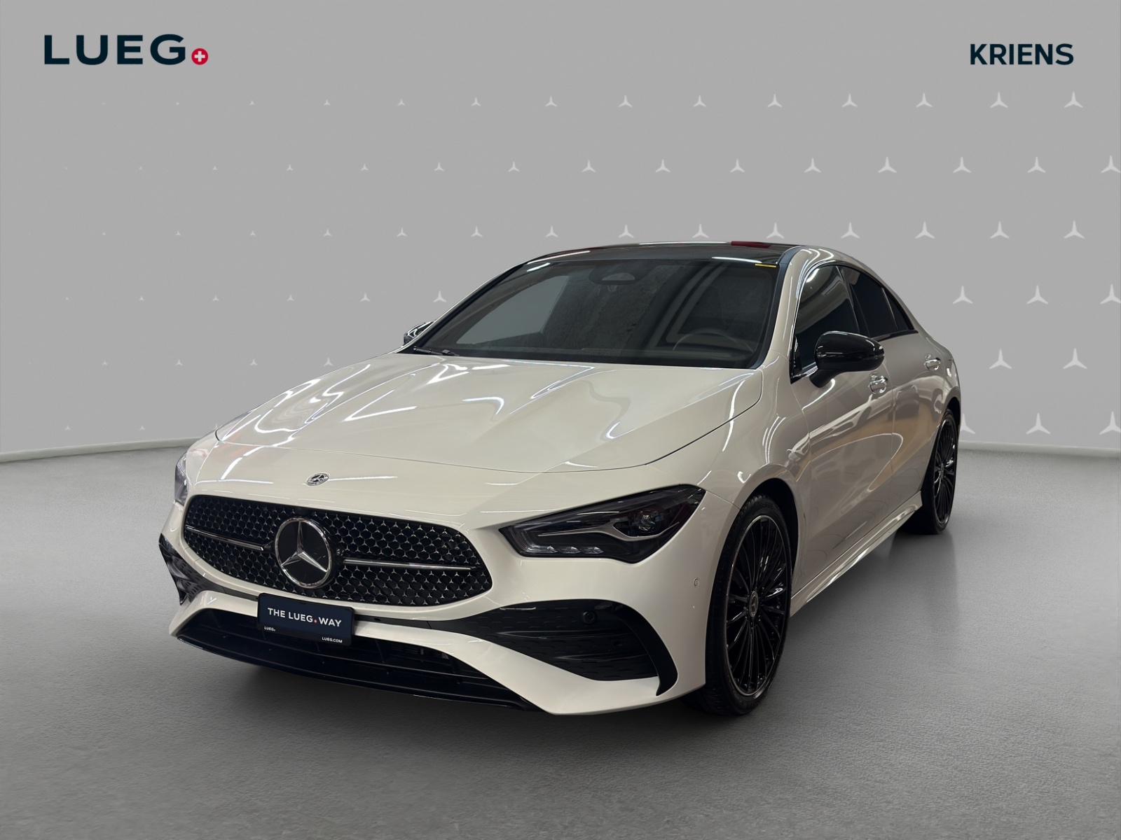 MERCEDES-BENZ CLA 200 - AMG / Rückfahrkamera / Panorama-Dach / Ambiente-Licht-image-0