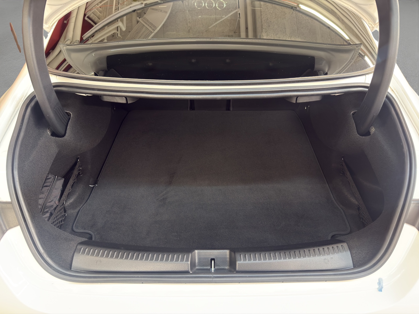 MERCEDES-BENZ CLA 200 - AMG / Rückfahrkamera / Panorama-Dach / Ambiente-Licht-image-14