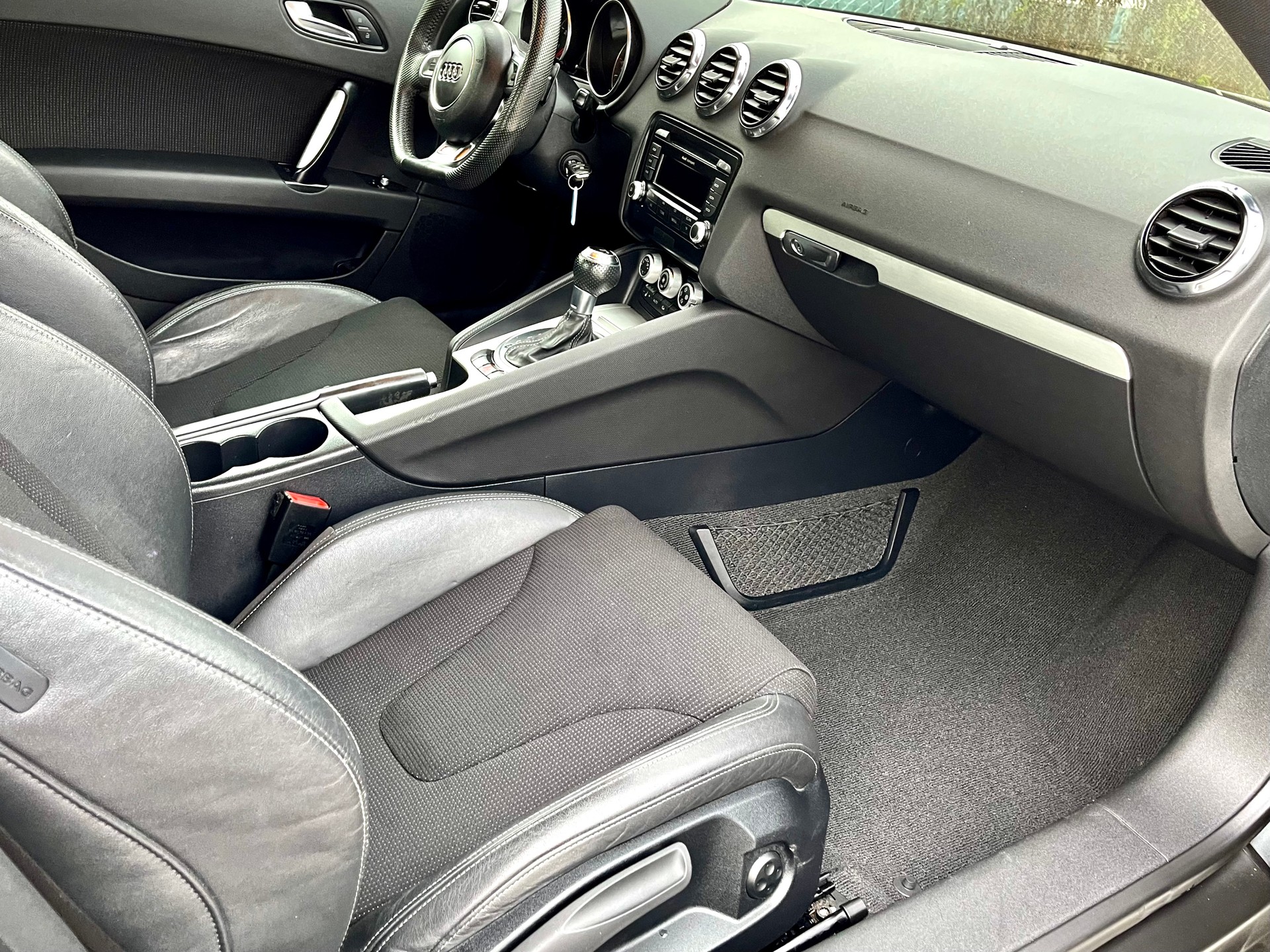 AUDI TT Coupé 2.0 TFSI S-tronic-image-8