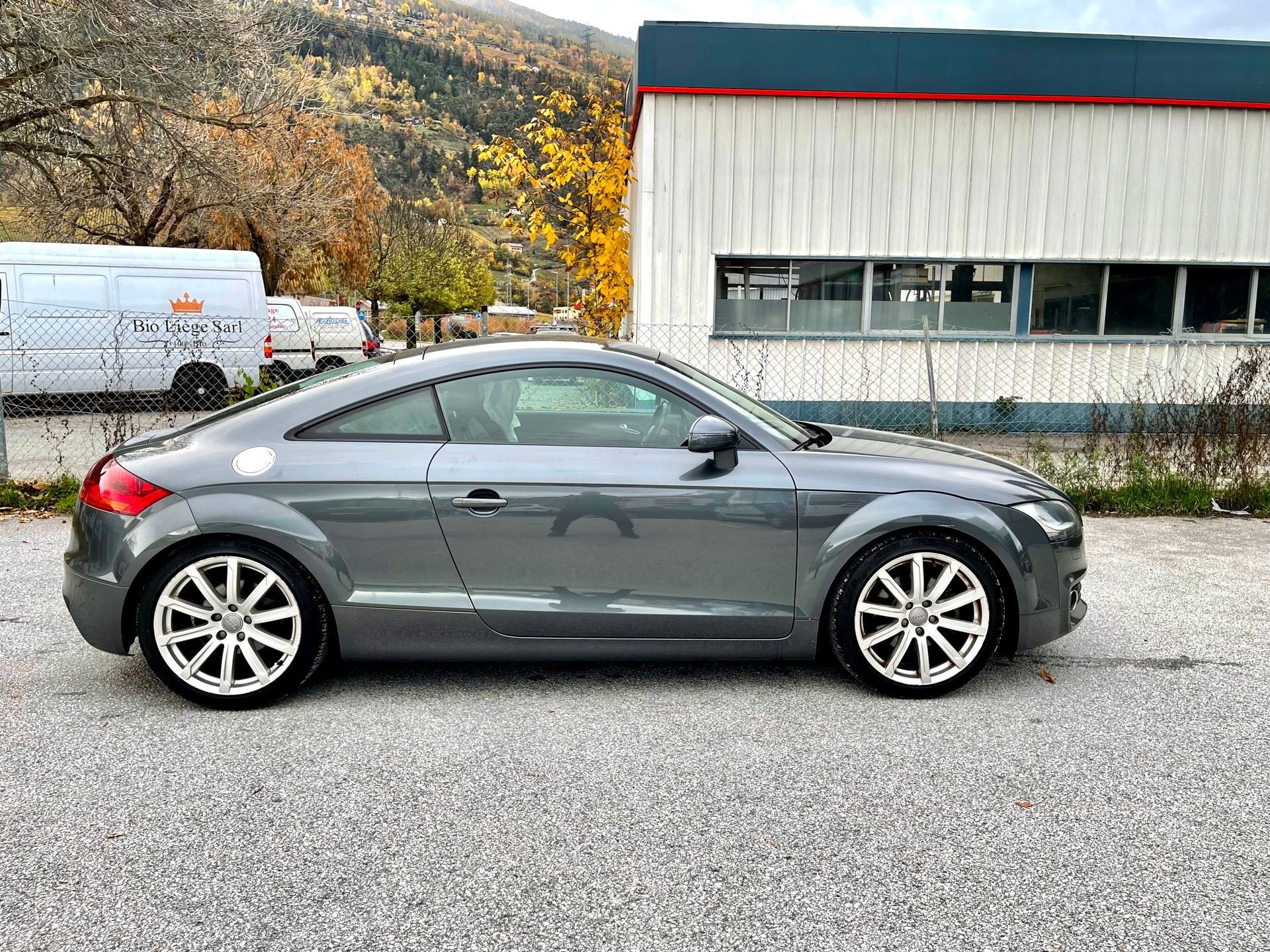 AUDI TT Coupé 2.0 TFSI S-tronic-image-22