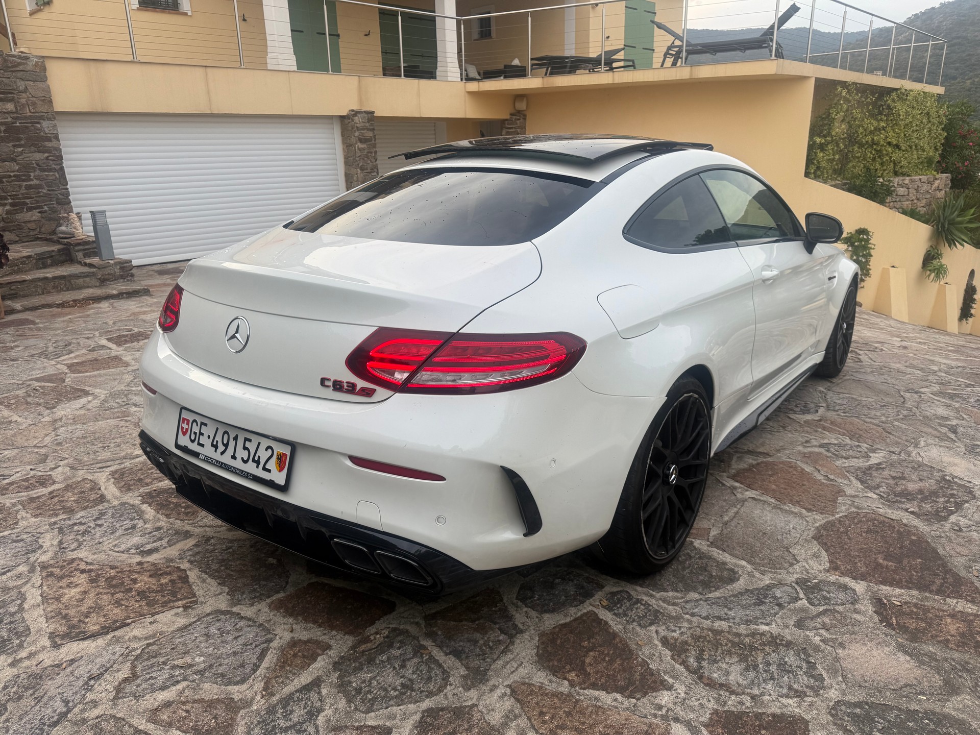 MERCEDES-BENZ C 63 S AMG-image-0