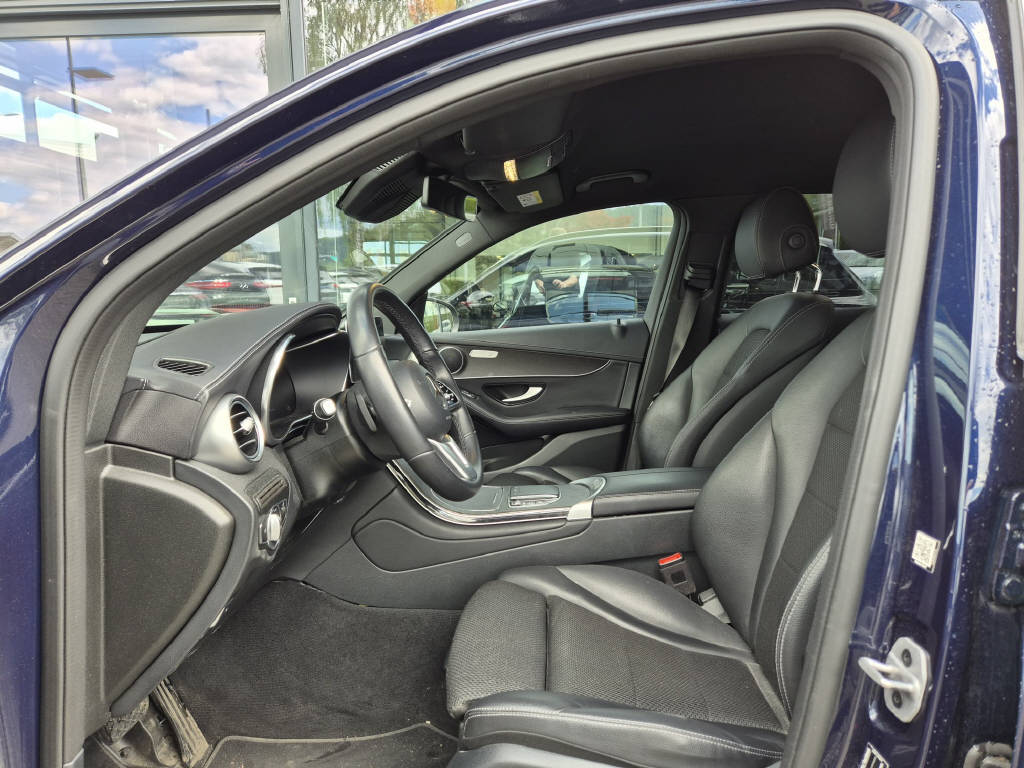 MERCEDES-BENZ GLC 300 de 4Matic-showroom-element-3